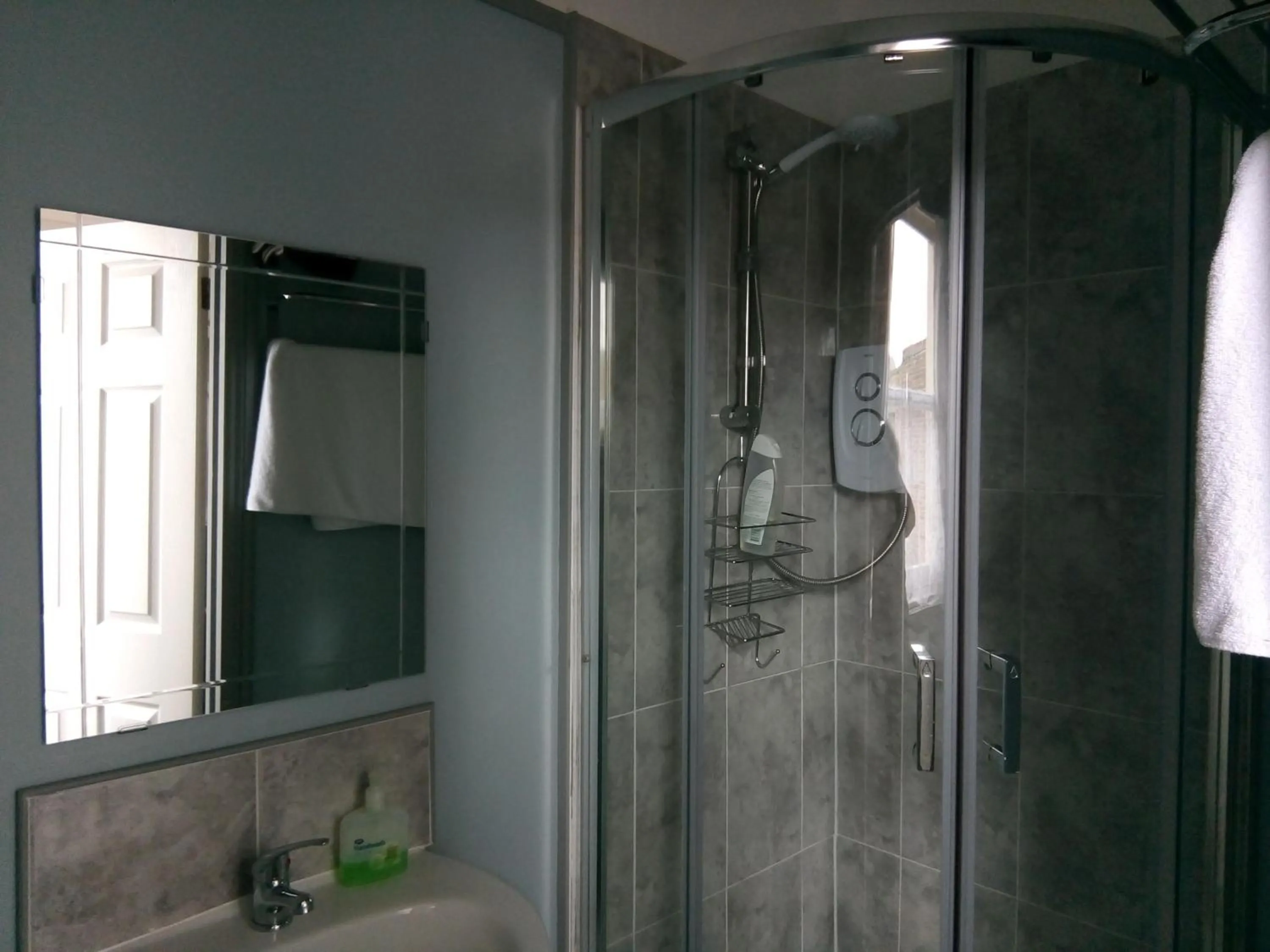 Bathroom in Rosslyn Court