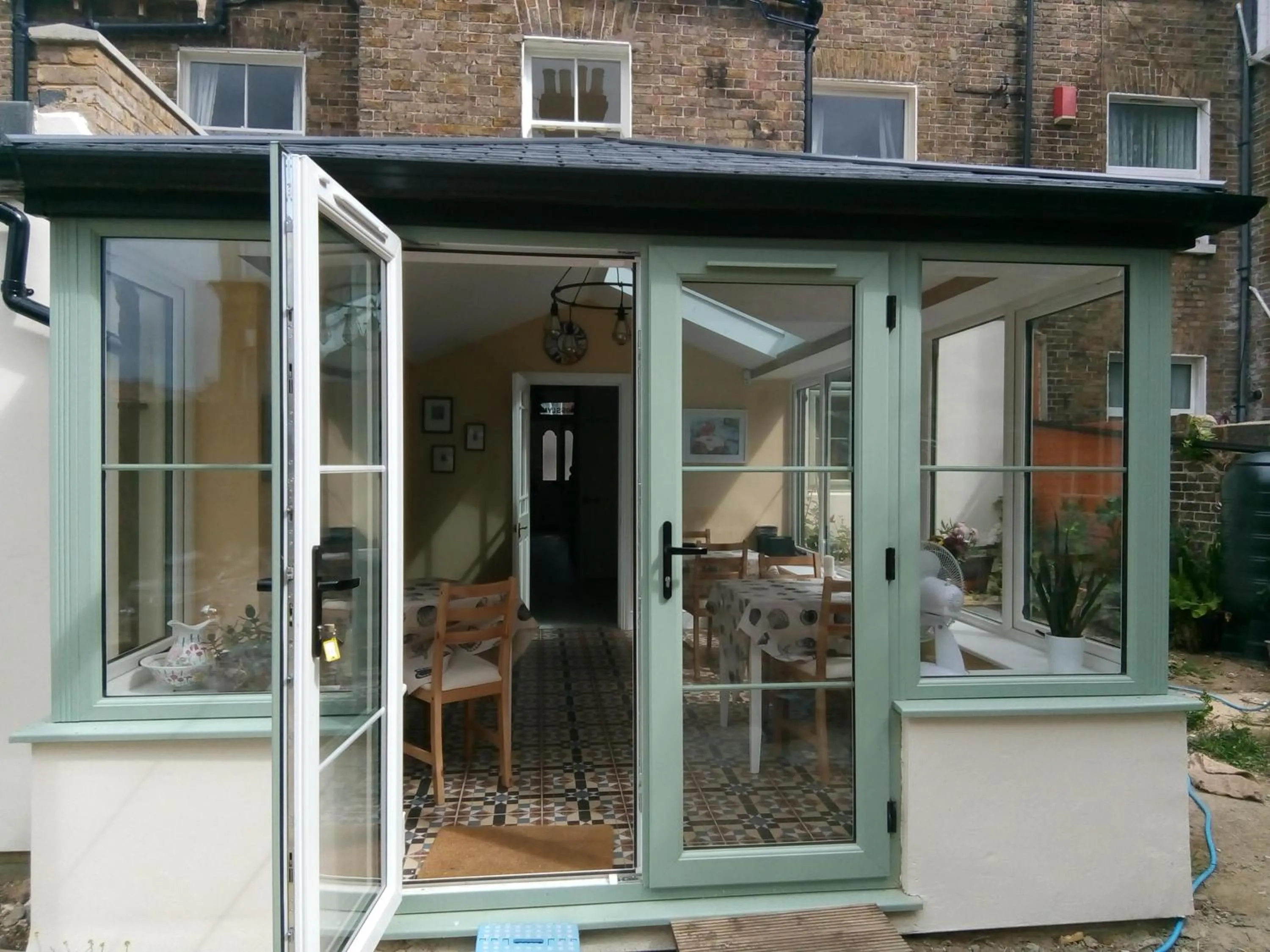 Dining area in Rosslyn Court