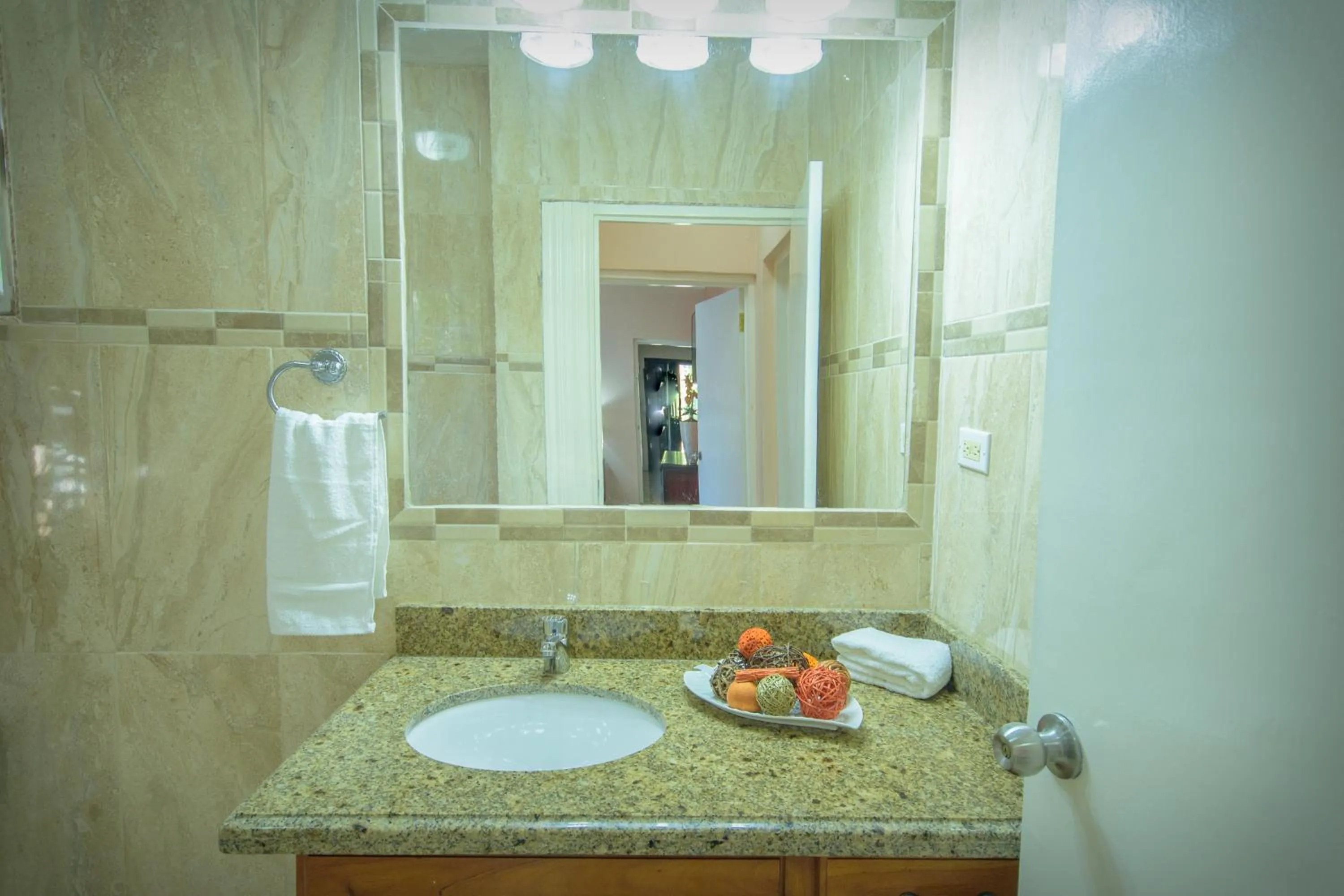 Bathroom in Tropical Escape Villa