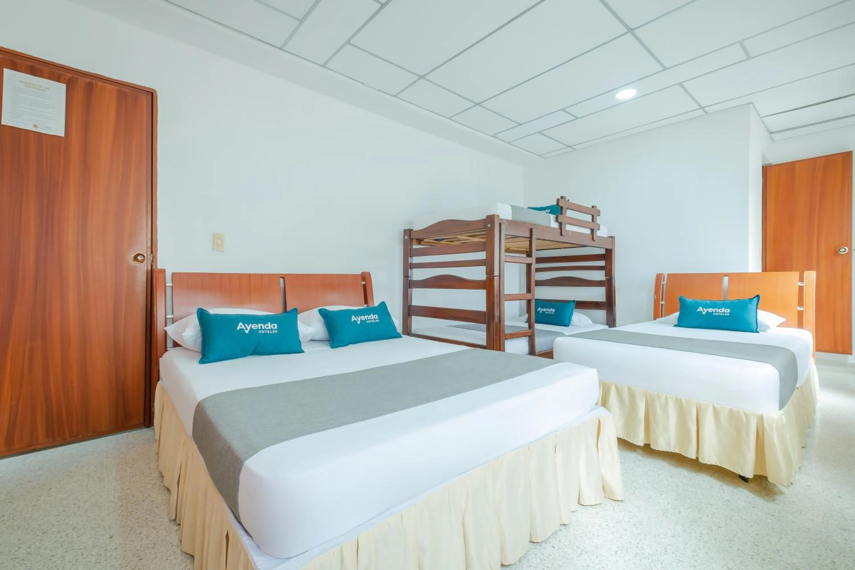 Family Room in Hotel Victoria Comfort