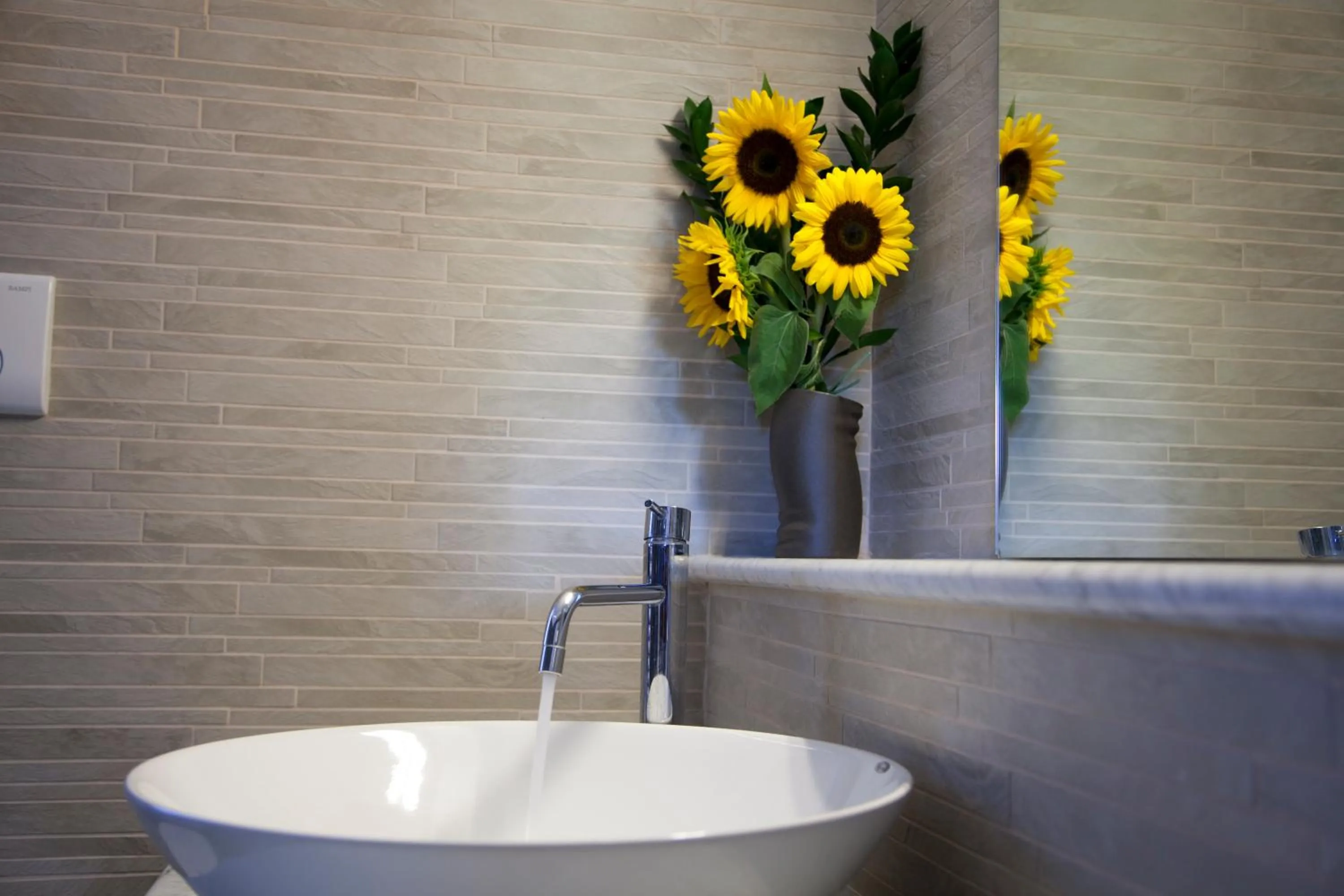 Bathroom in Queen Hotel