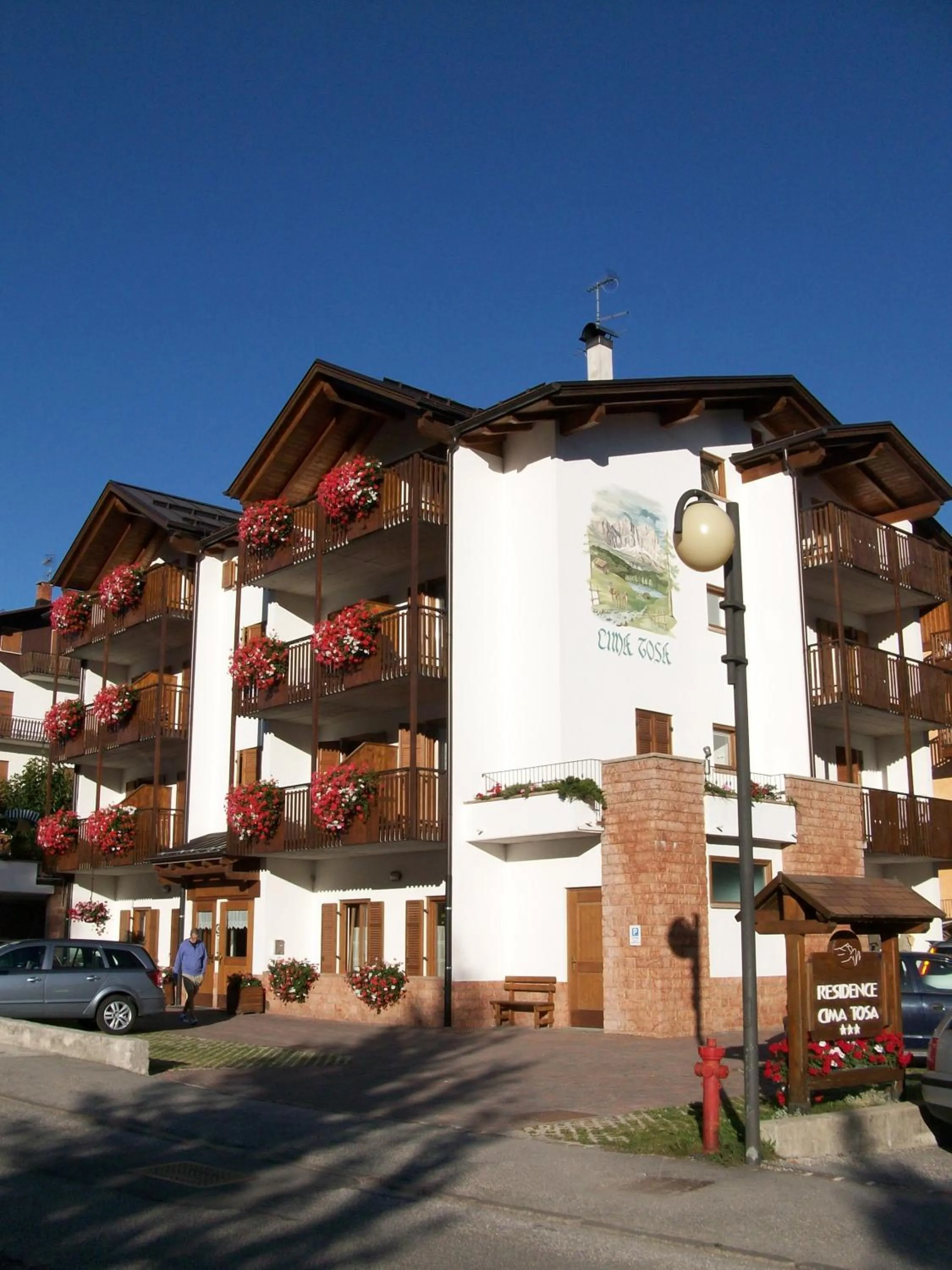 Facade/entrance in Residence Cima Tosa