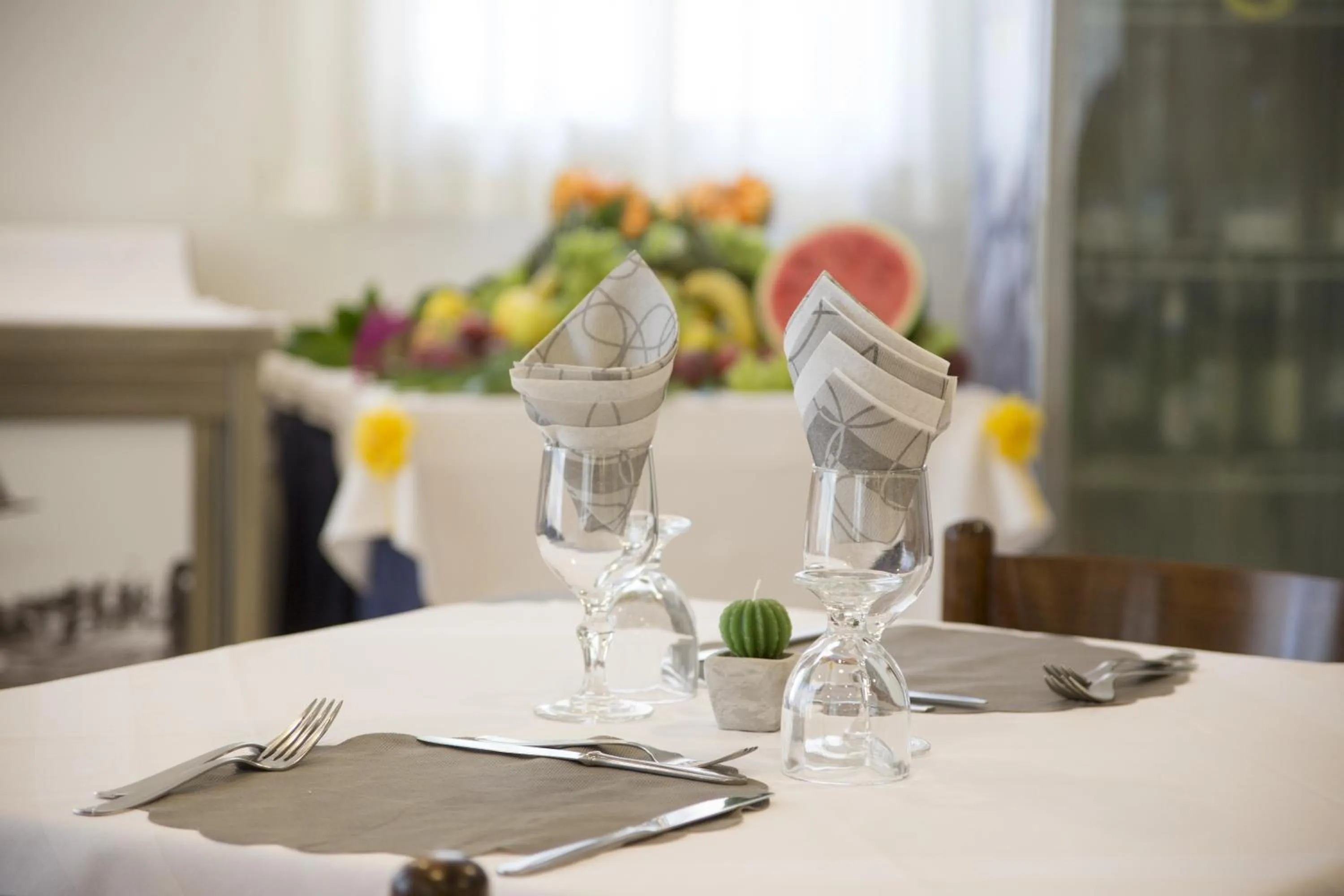 Restaurant/places to eat in Hotel Silvia