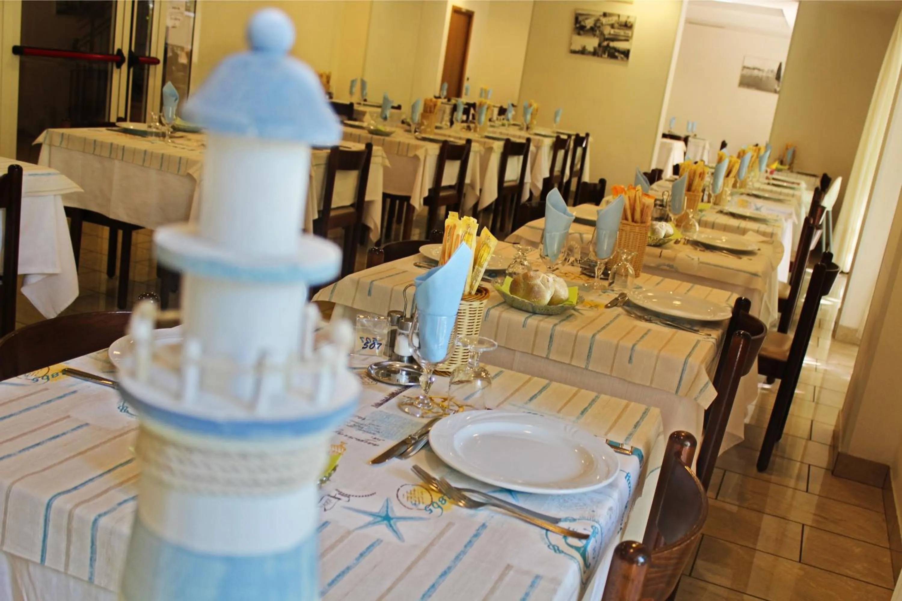 Restaurant/places to eat in Hotel Silvia