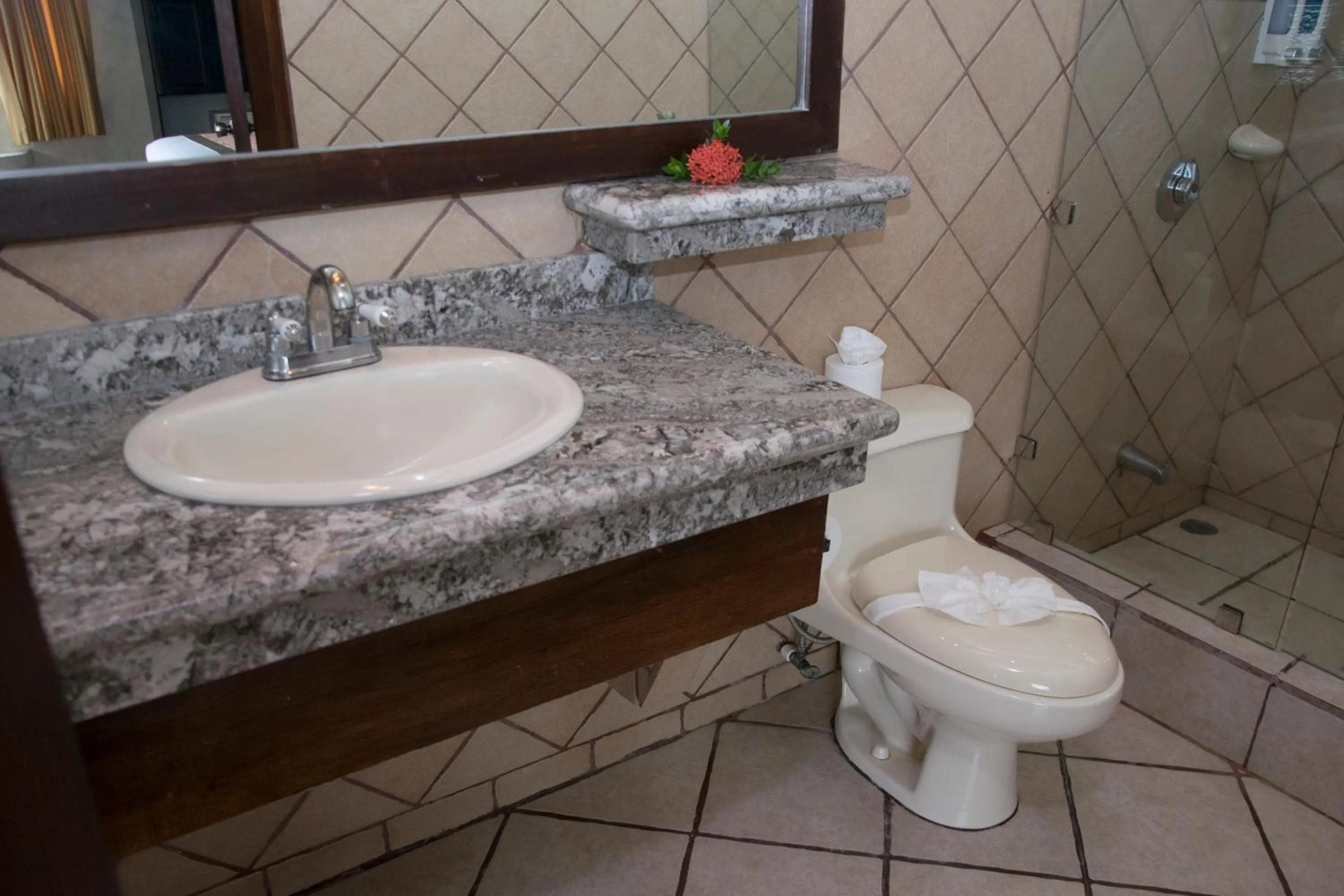 Bathroom in Arenal Volcano Inn