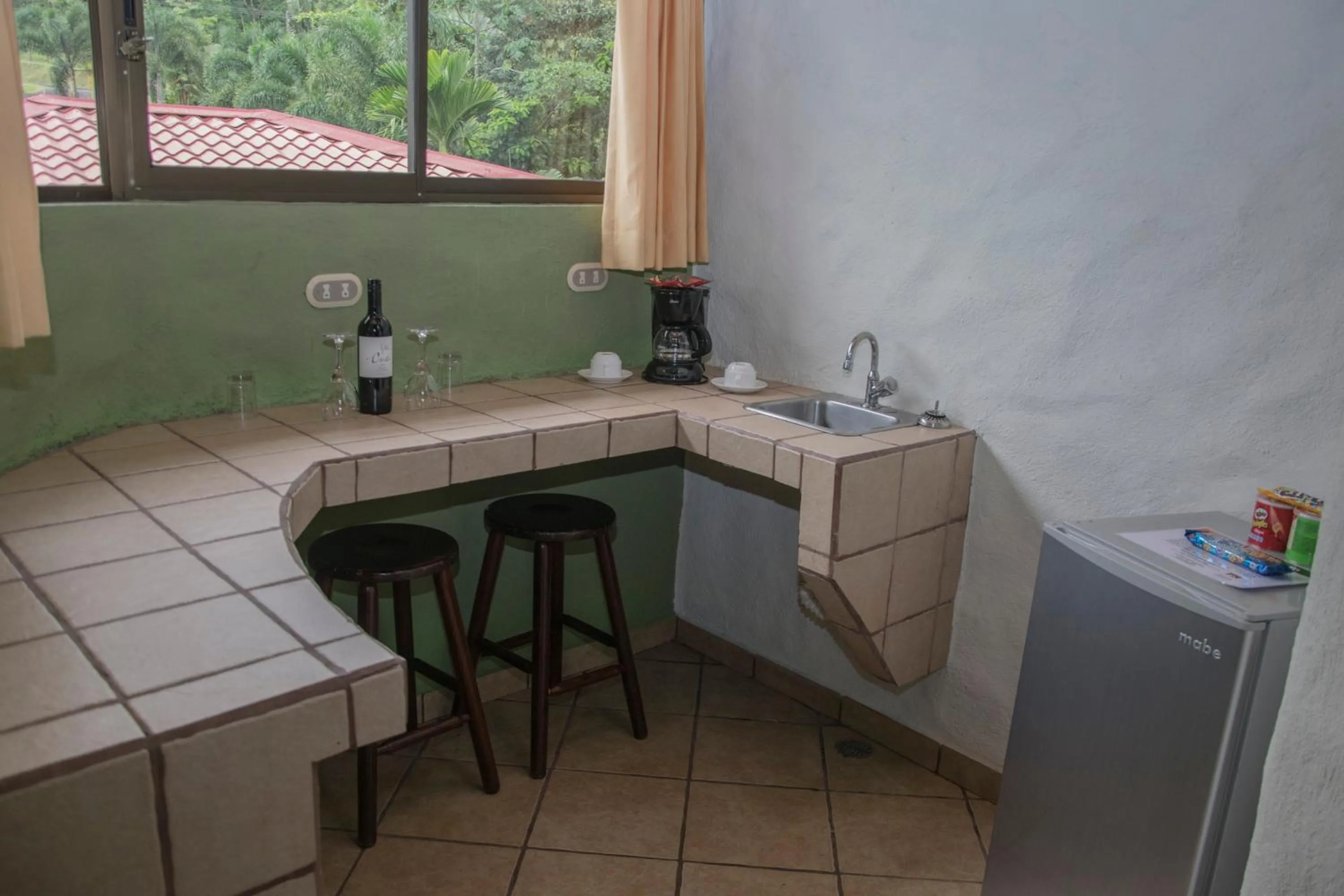 Bed in Arenal Volcano Inn