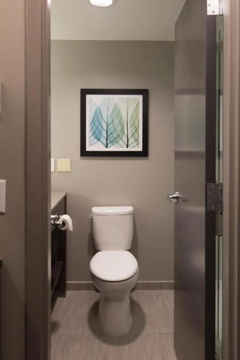 DoubleTree by Hilton Bloomington