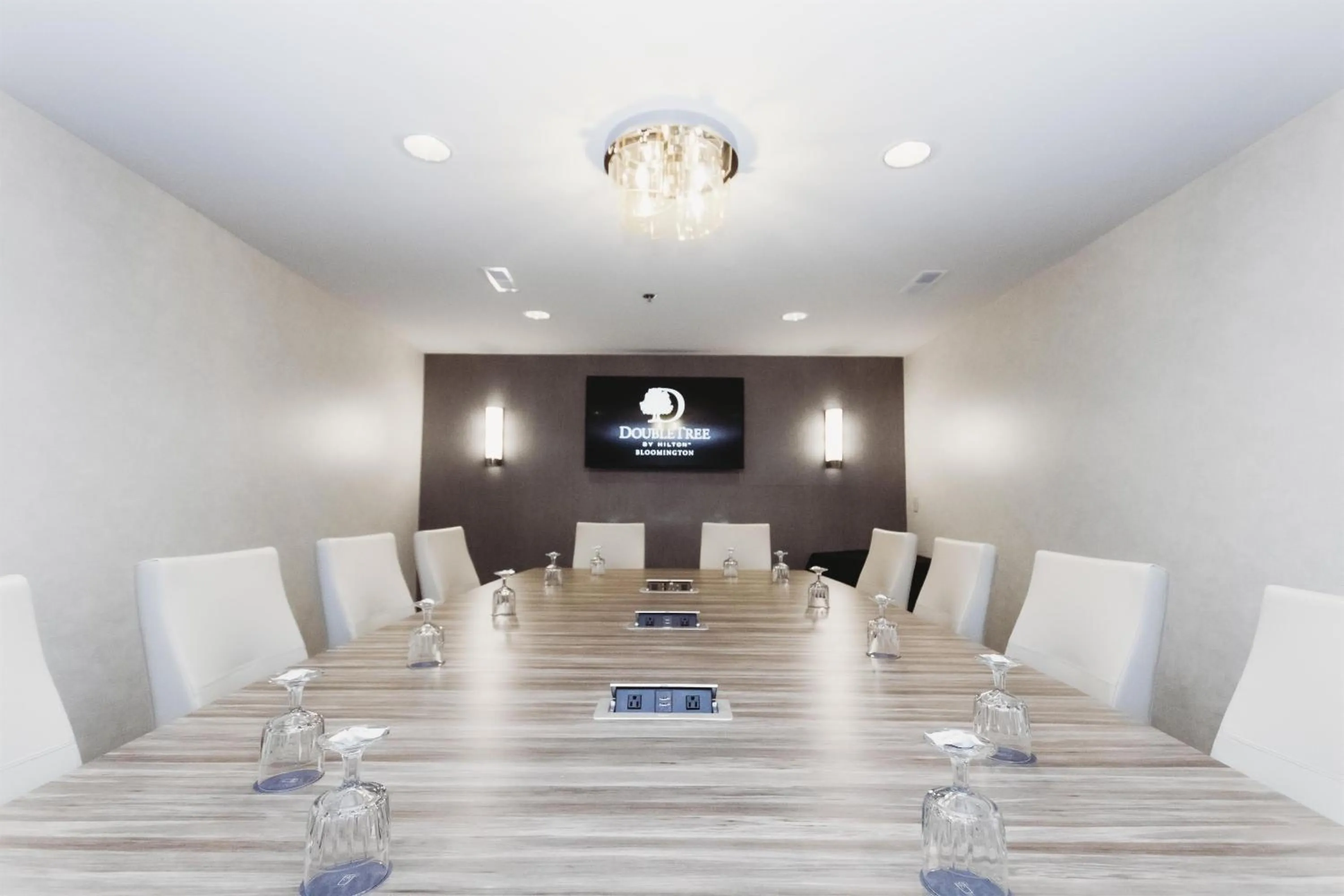 Meeting/conference room in DoubleTree by Hilton Bloomington