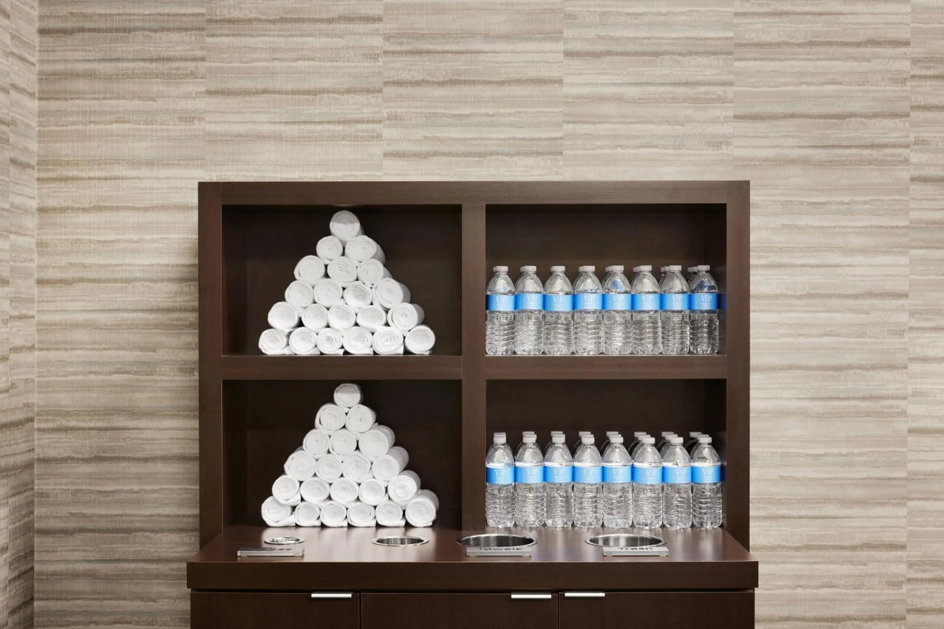 Area and facilities in Courtyard by Marriott Newark Downtown