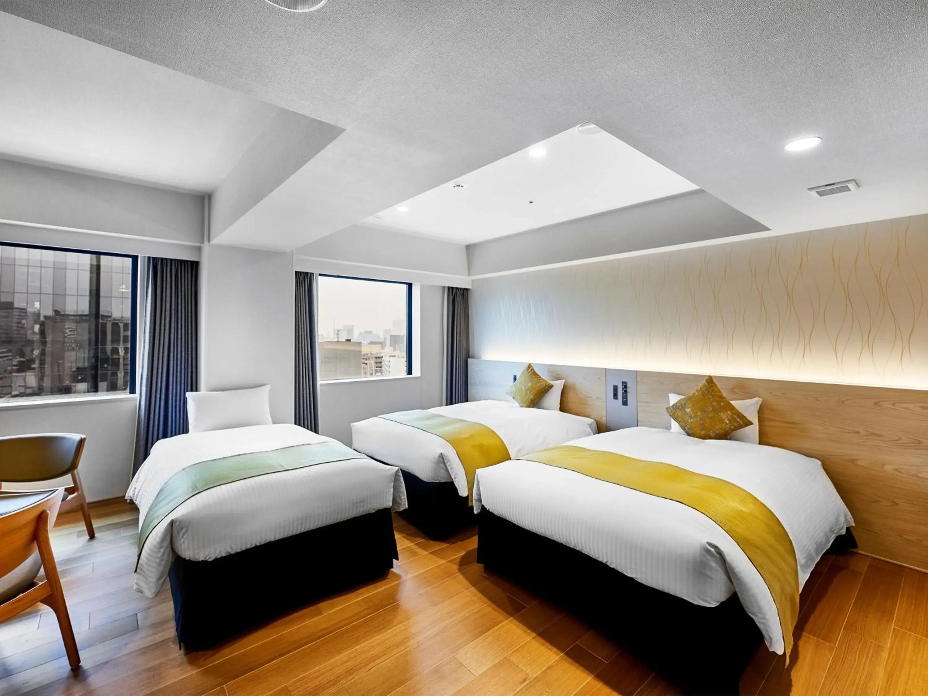 Bed in DEL style Osaka-Shinsaibashi by Daiwa Roynet Hotel Bed in DEL style Osaka-Shinsaibashi by Daiwa Roynet Hotel