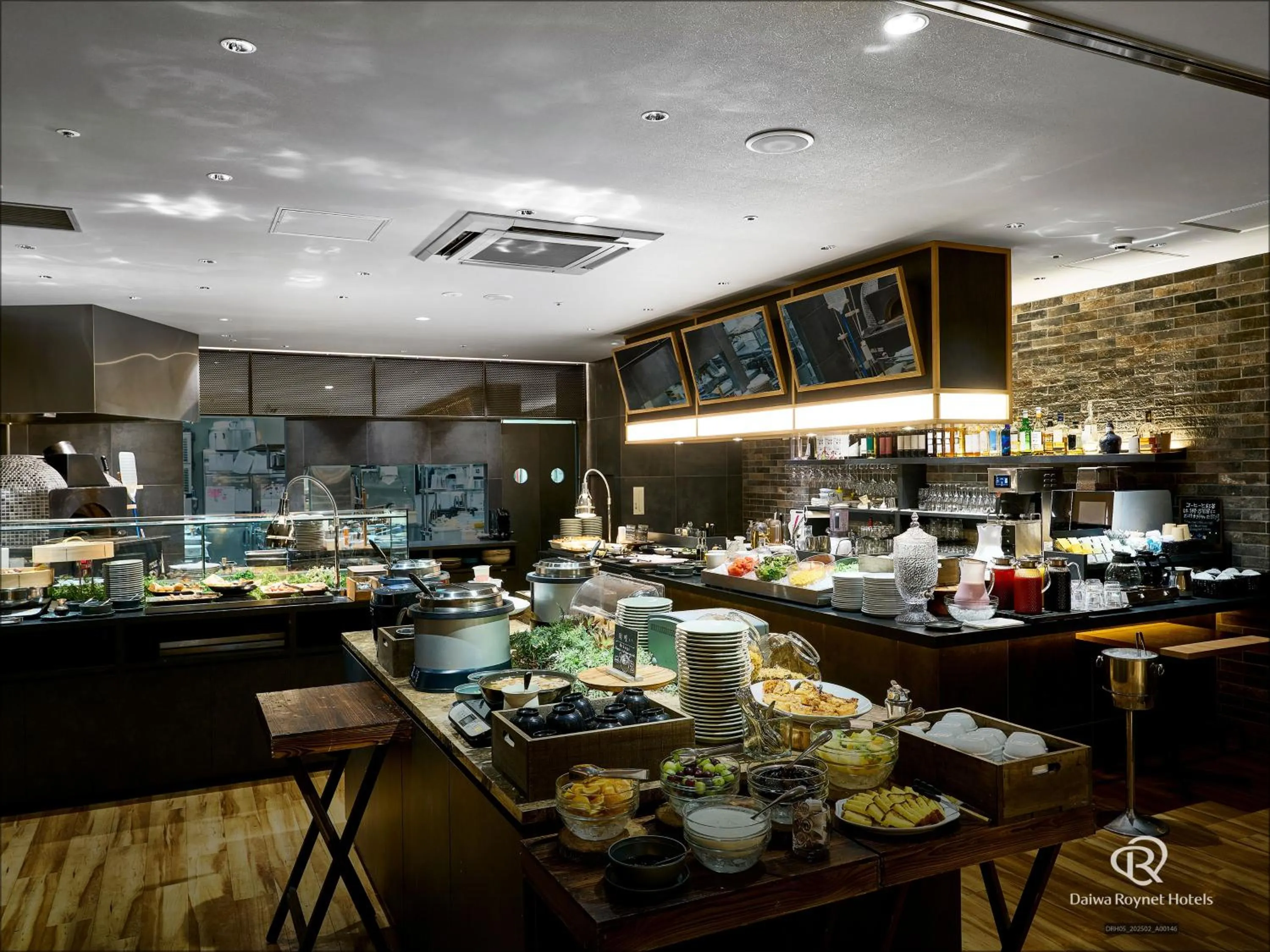 Restaurant/places to eat in DEL style Osaka-Shinsaibashi by Daiwa Roynet Hotel