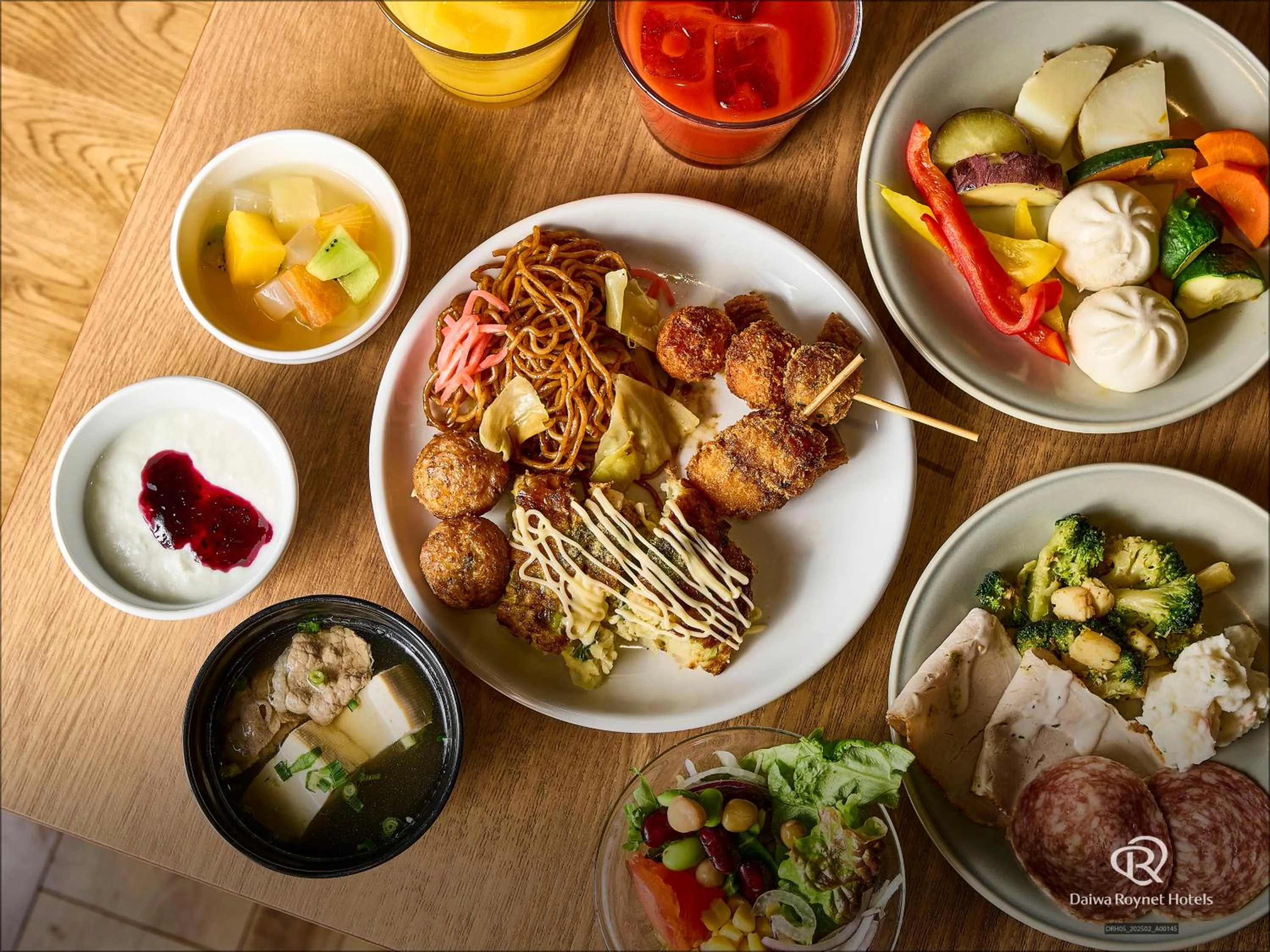 Breakfast in DEL style Osaka-Shinsaibashi by Daiwa Roynet Hotel