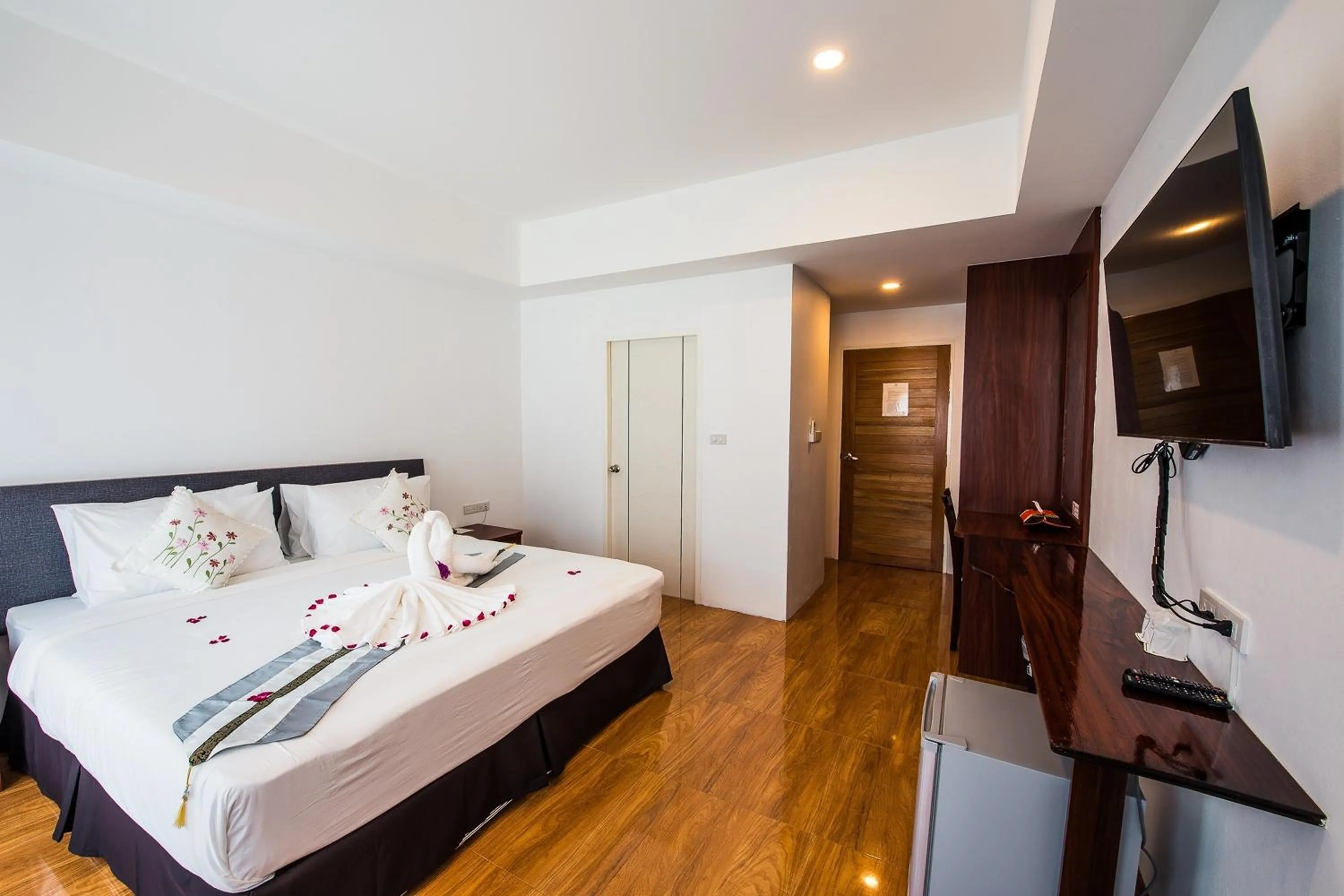 Bed in Royal Train Garden Resort