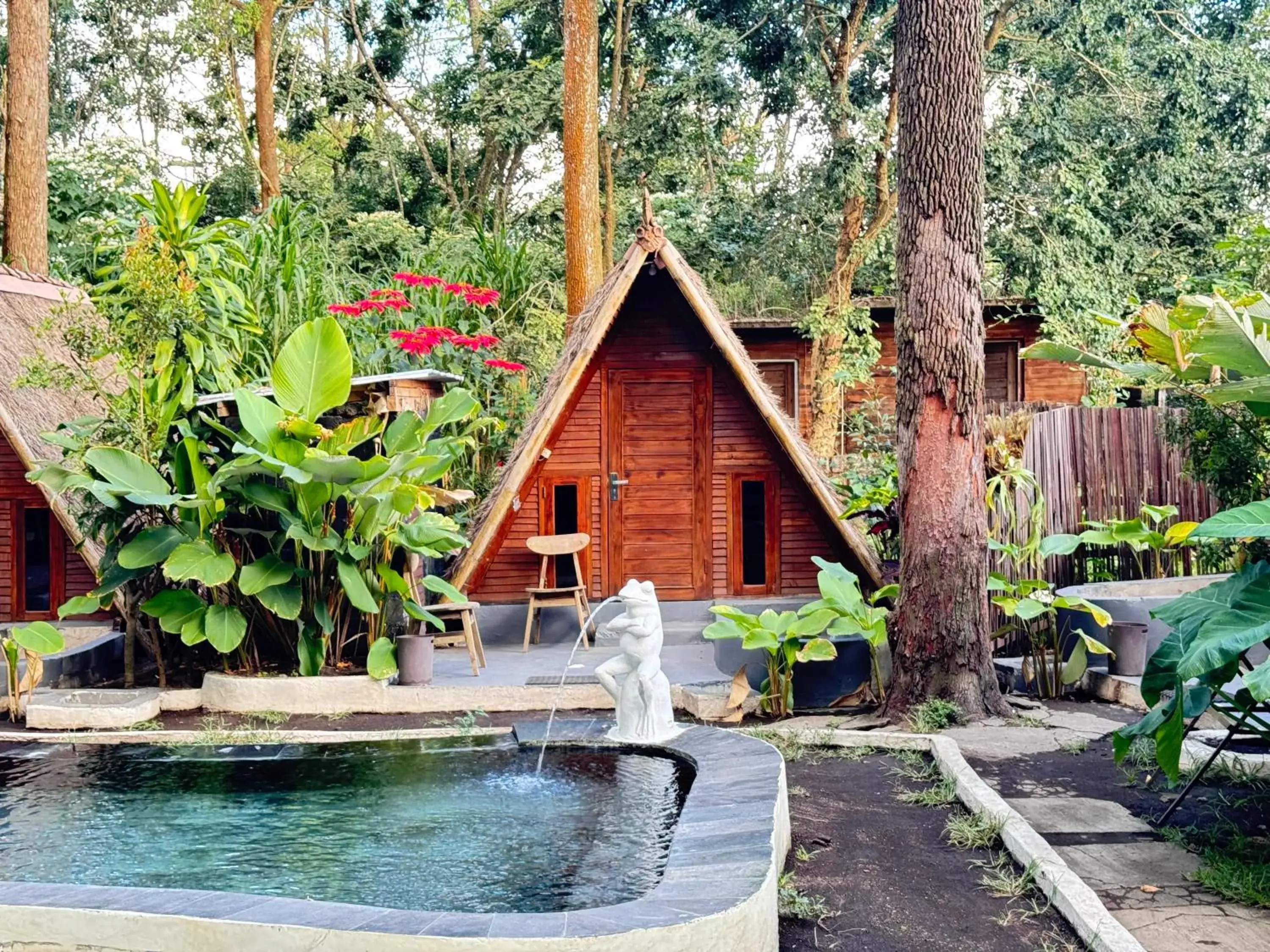 Triangle House and hot spring Triangle House and hot spring