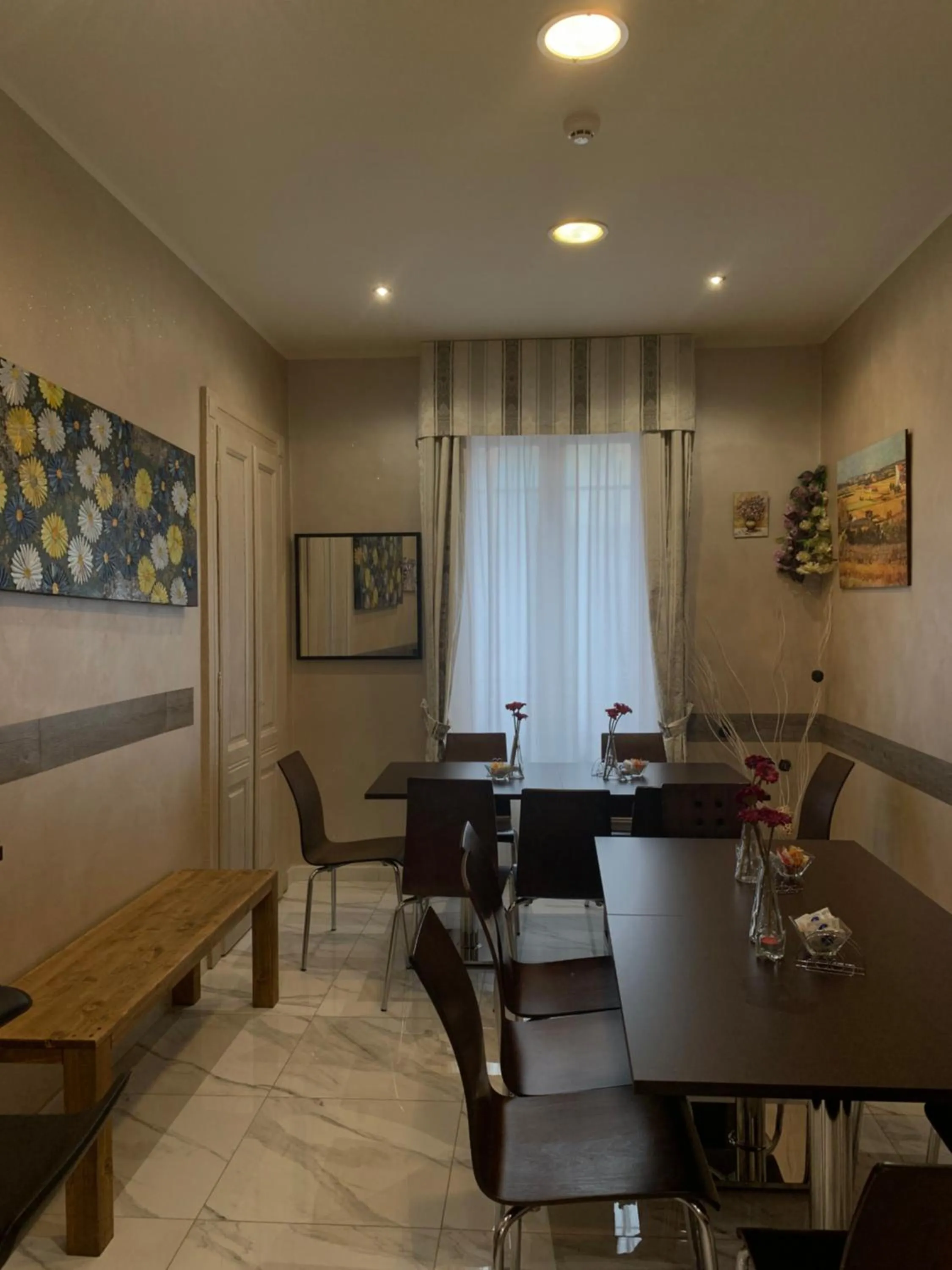 Seating area in Hotel Air Palace Lingotto