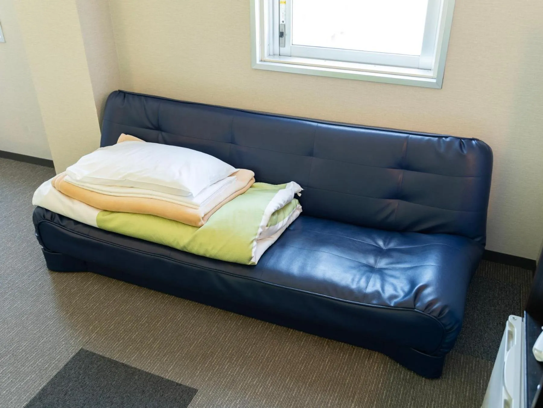 Bed in Super Hotel Tozai line Ichikawa Myoden Ekimae