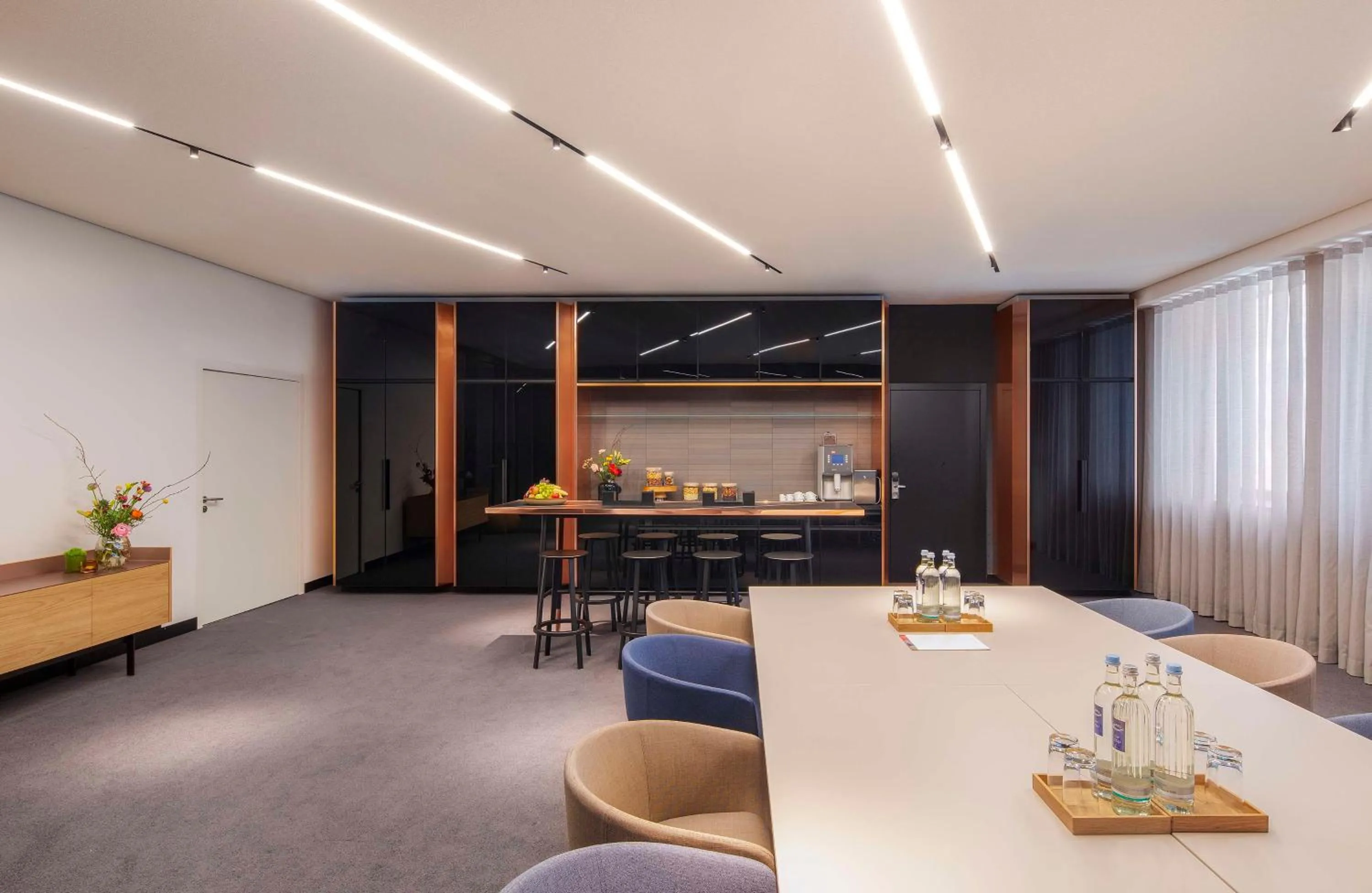 Meeting/conference room in Andaz Munich Schwabinger Tor, By Hyatt