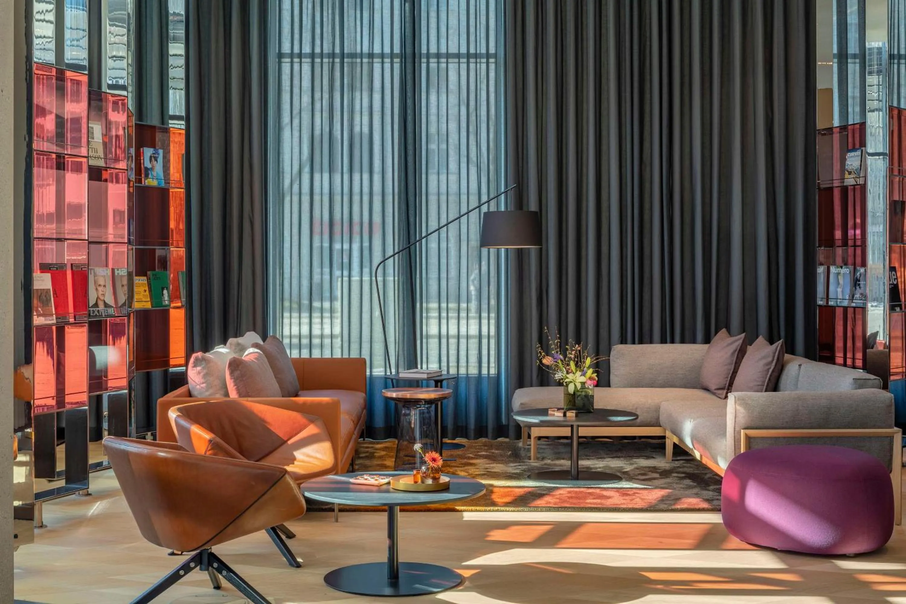 Lounge or bar in Andaz Munich Schwabinger Tor, By Hyatt