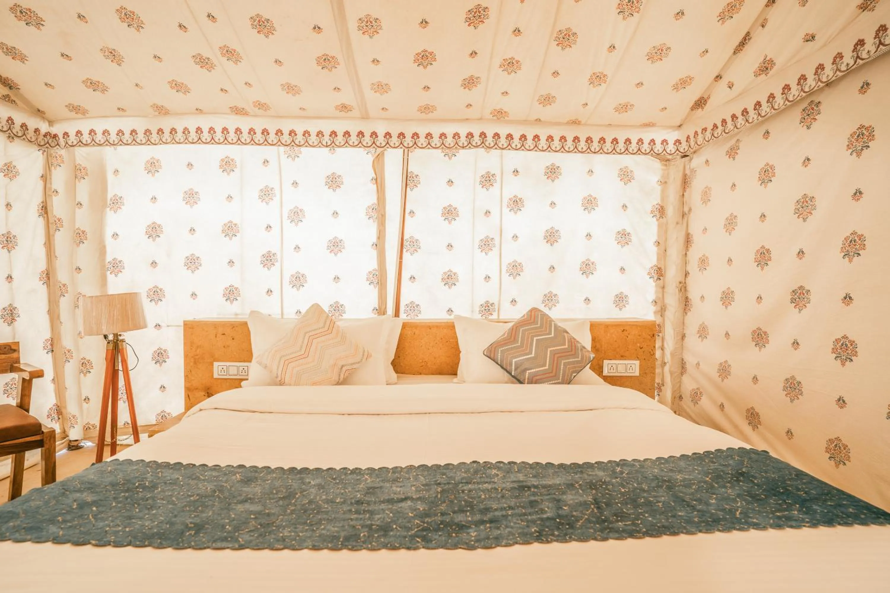 Bed in Tripli Hotels Stay Inn Resort Jaisalmer