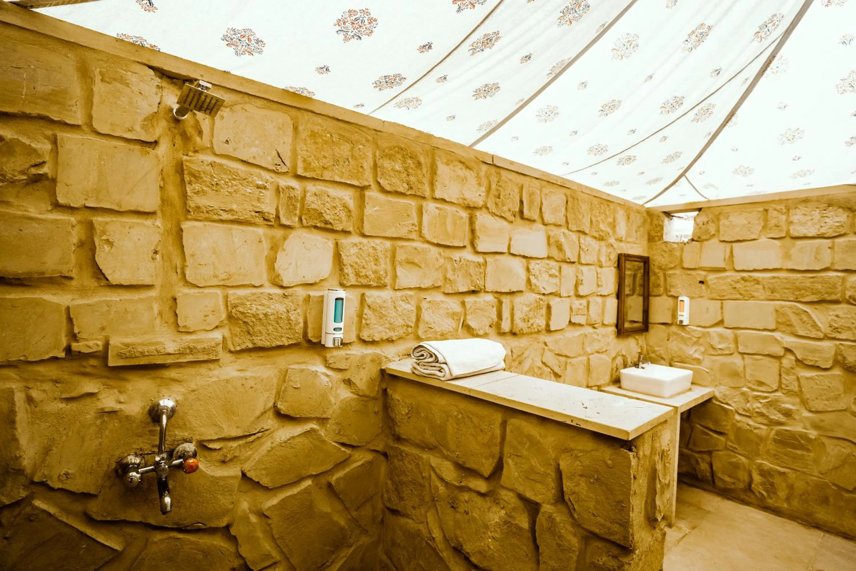 Bathroom in Tripli Hotels Stay Inn Resort Jaisalmer