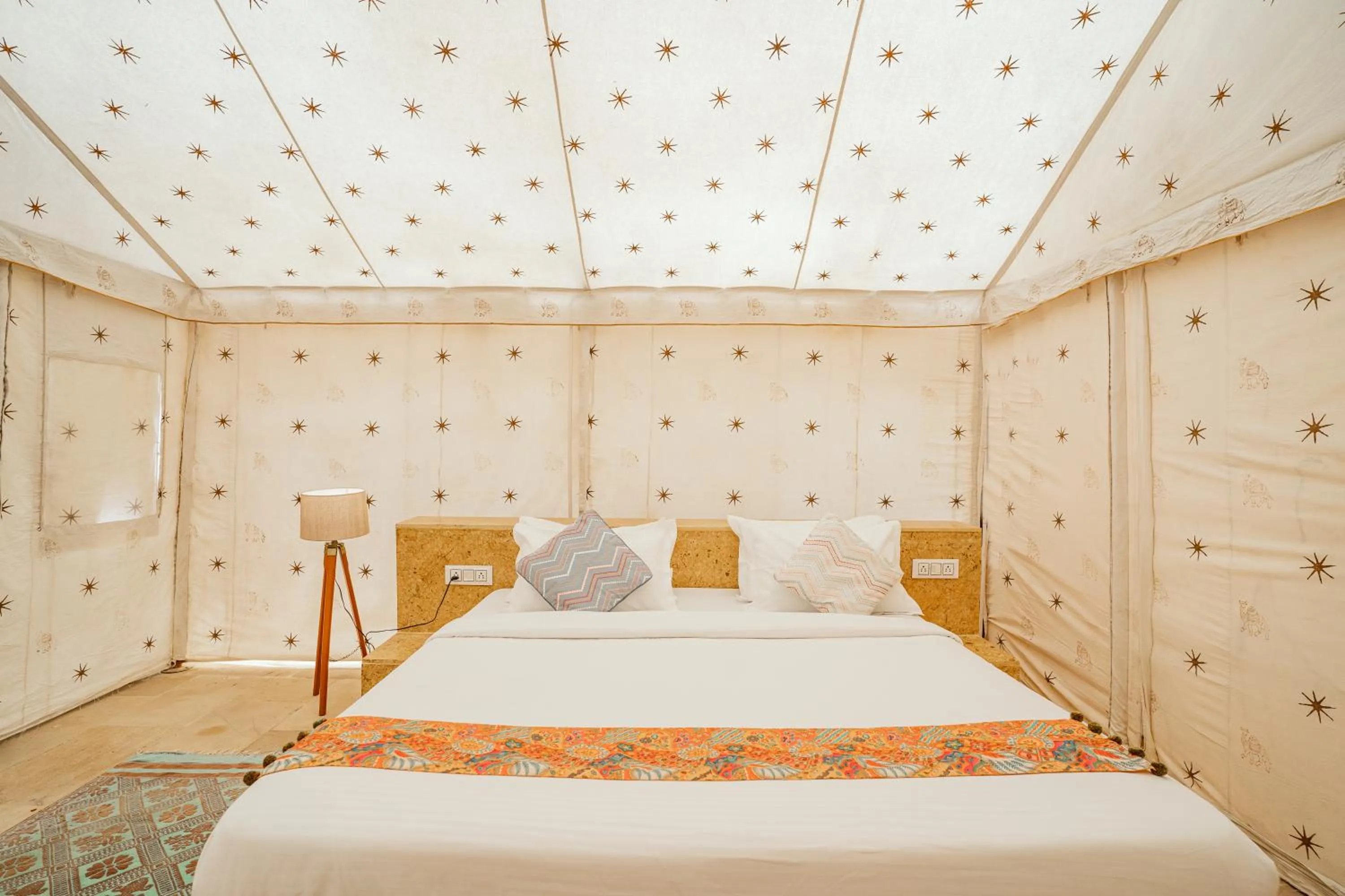 Bed in Tripli Hotels Stay Inn Resort Jaisalmer