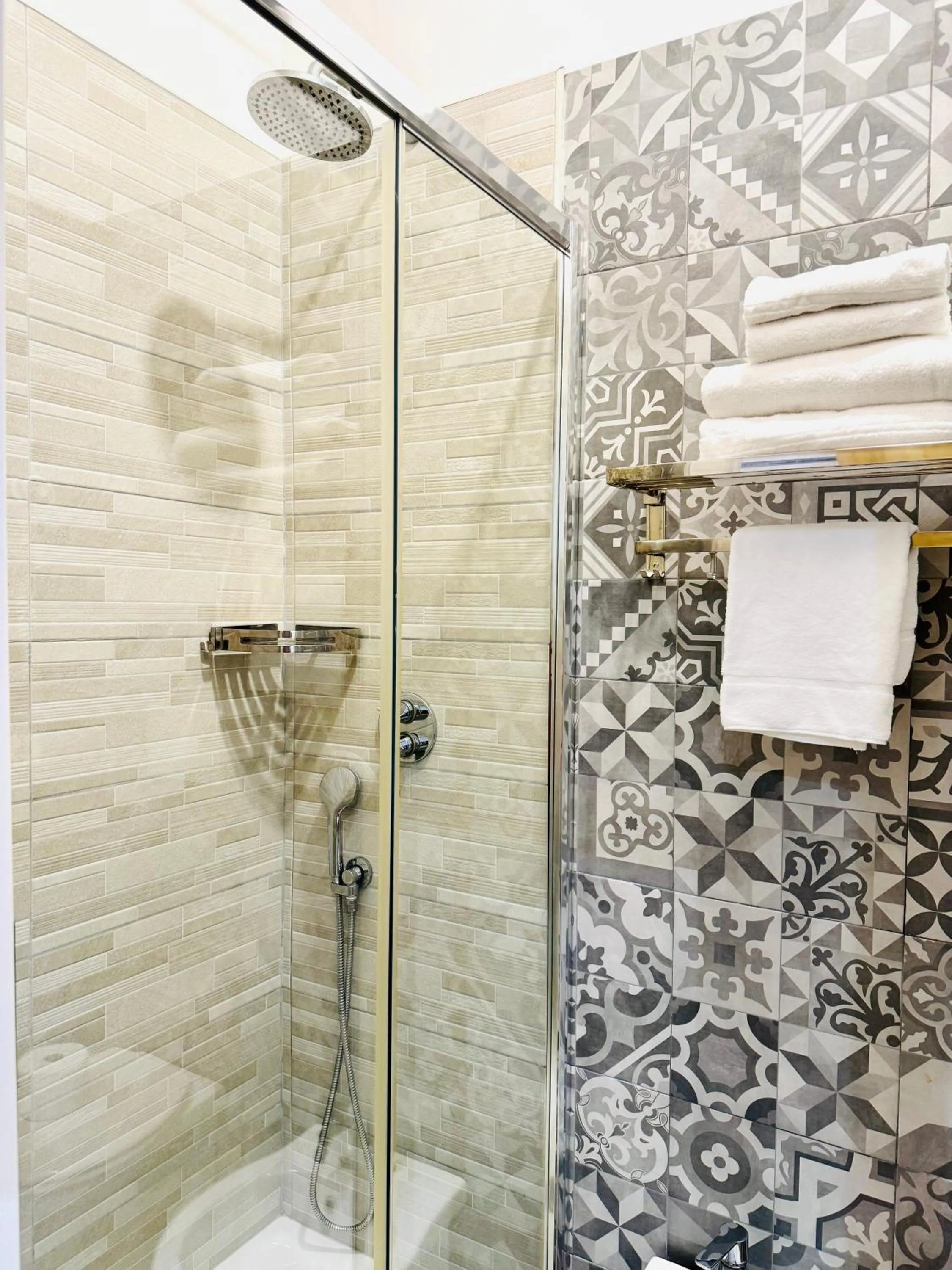 Shower in Tawhid Accomodation