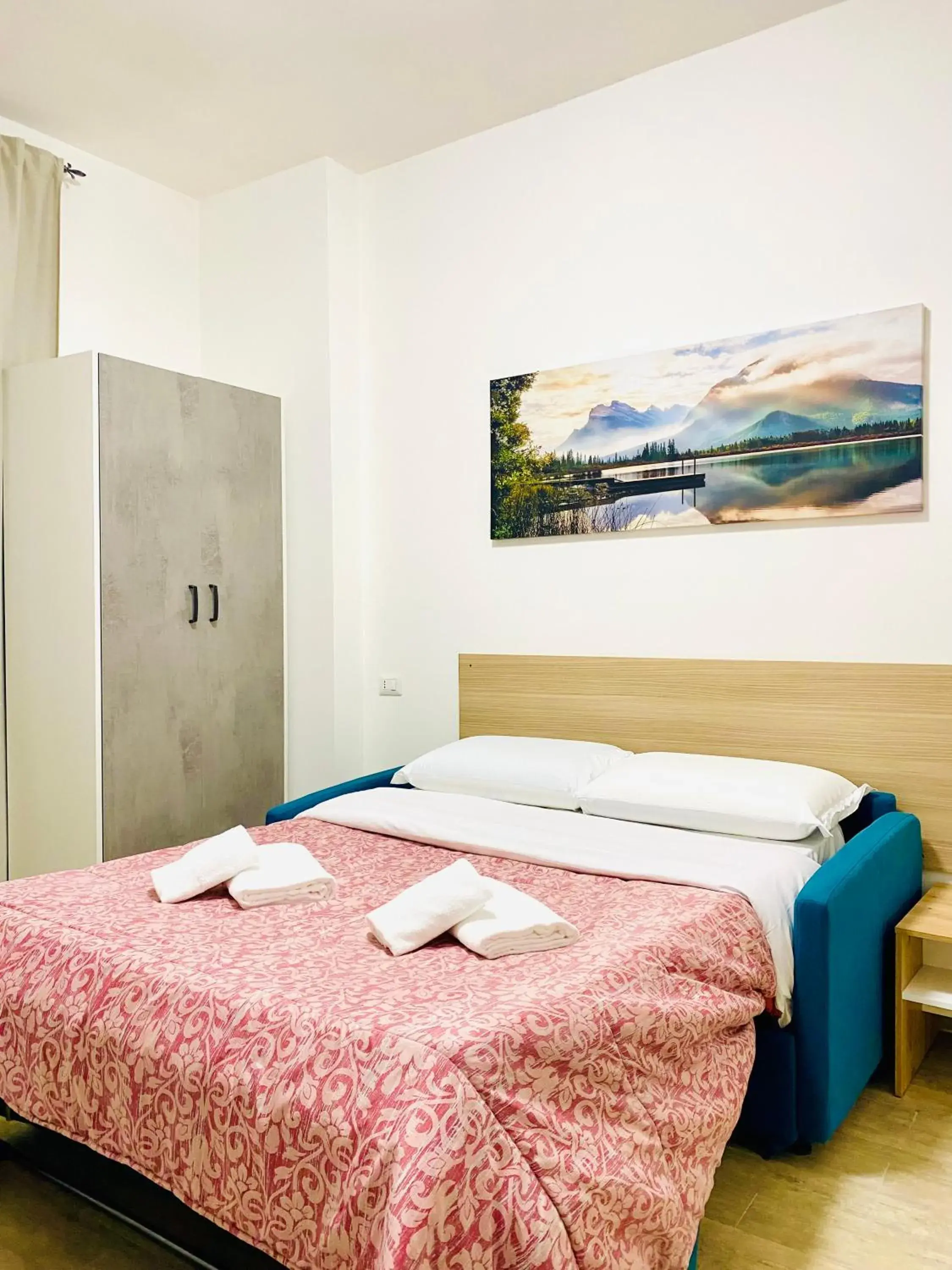 Budget Double Room in Tawhid Accomodation Budget Double Room in Tawhid Accomodation
