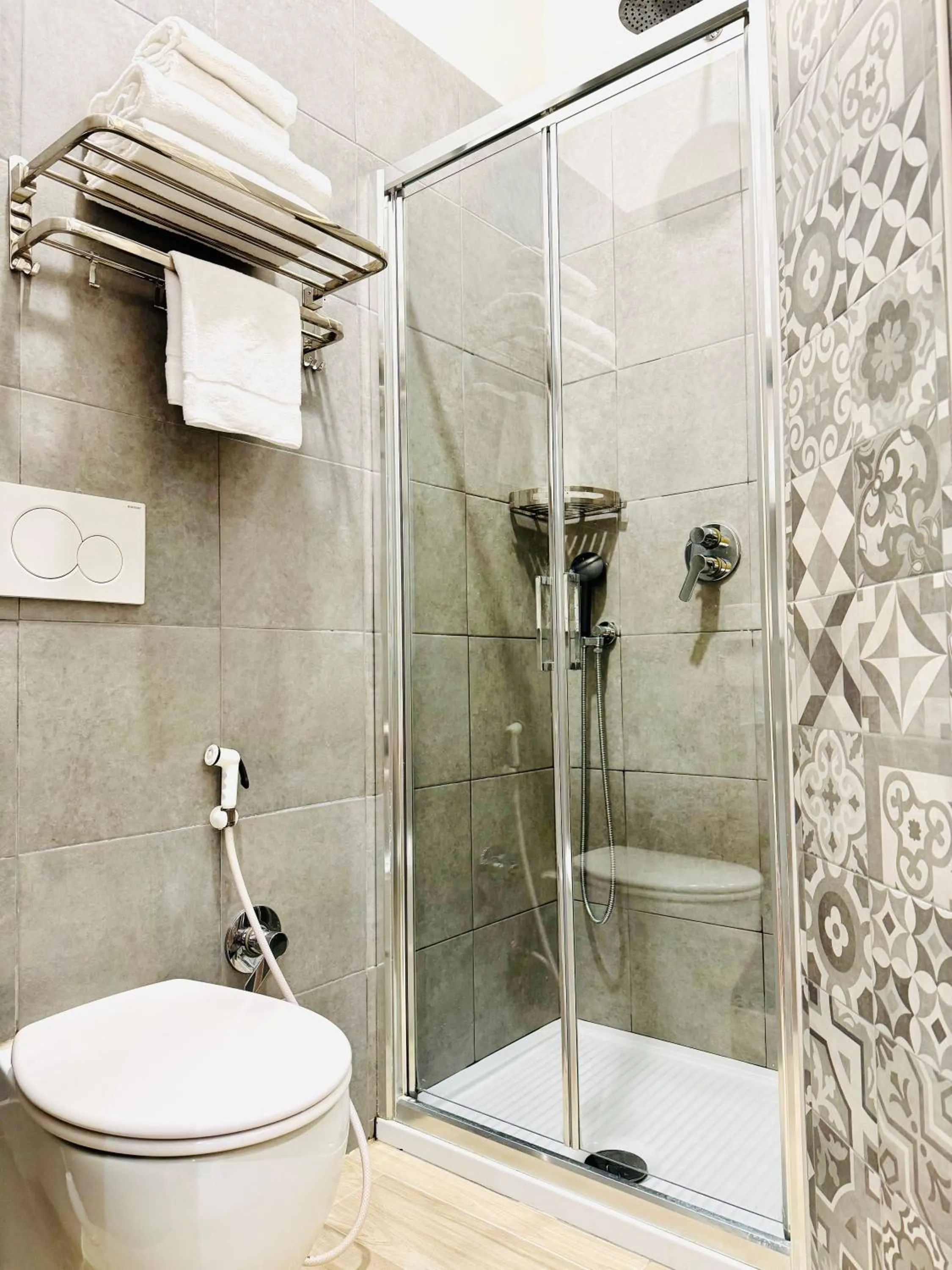 Shower in Tawhid Accomodation