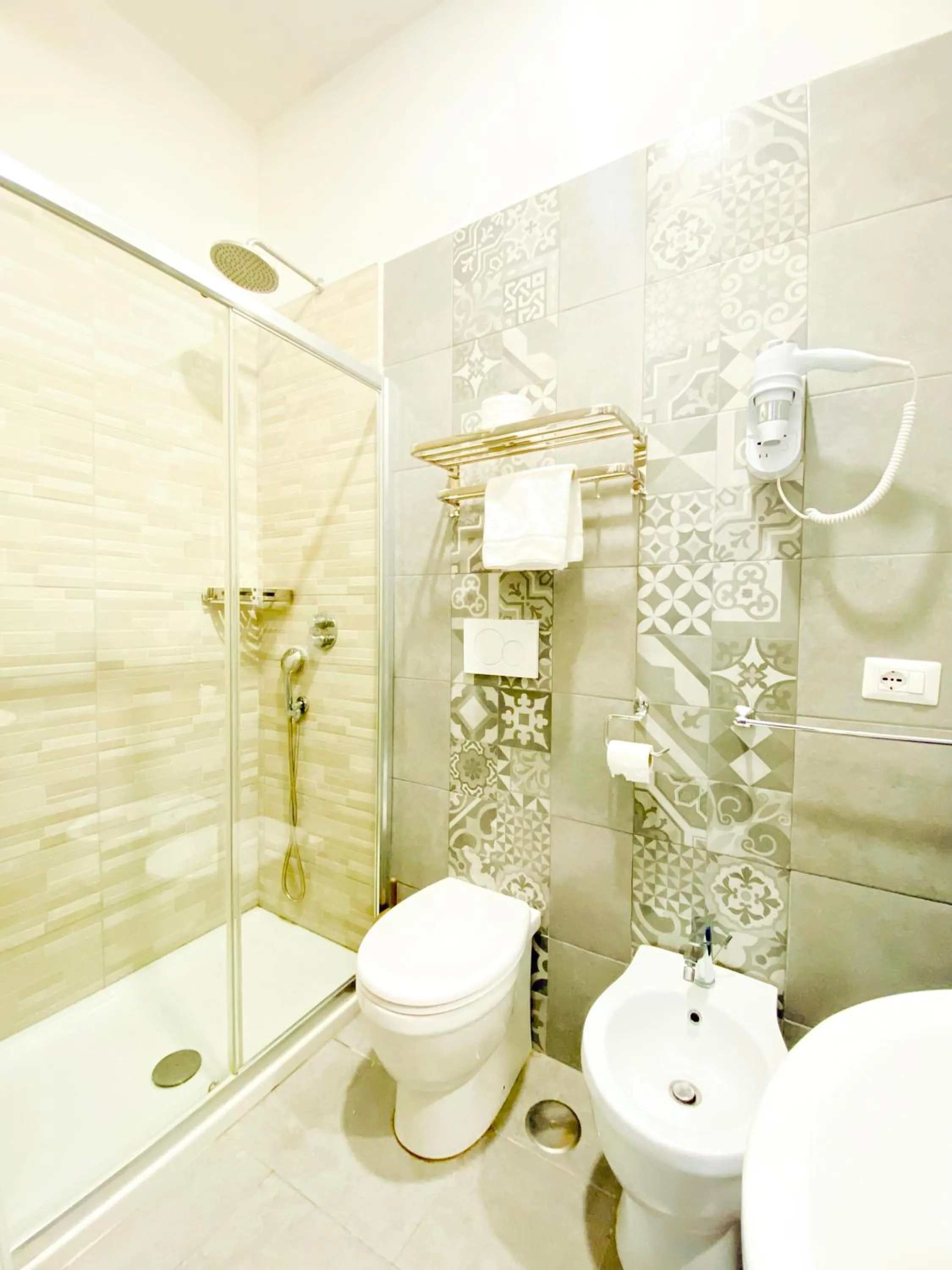 Shower in Tawhid Accomodation