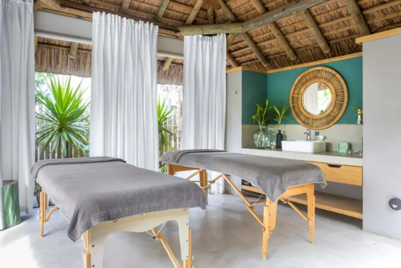 Spa and wellness centre/facilities in Tropical Attitude (Adults Only)