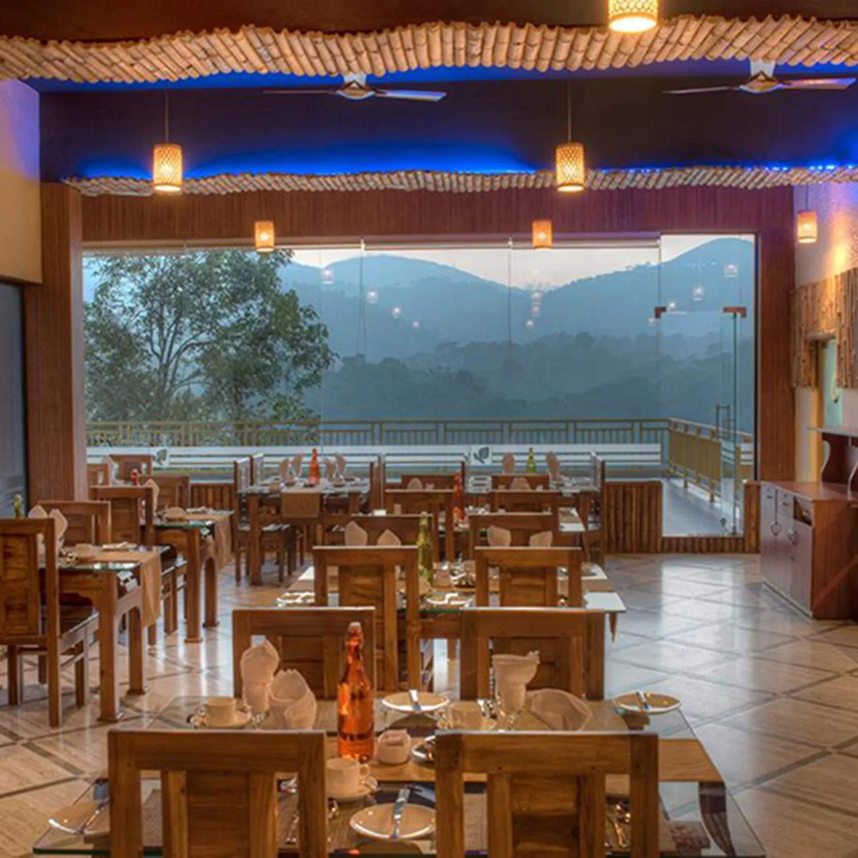 Restaurant/places to eat in Indeevara Luxury Resort and Spa, Wayanad