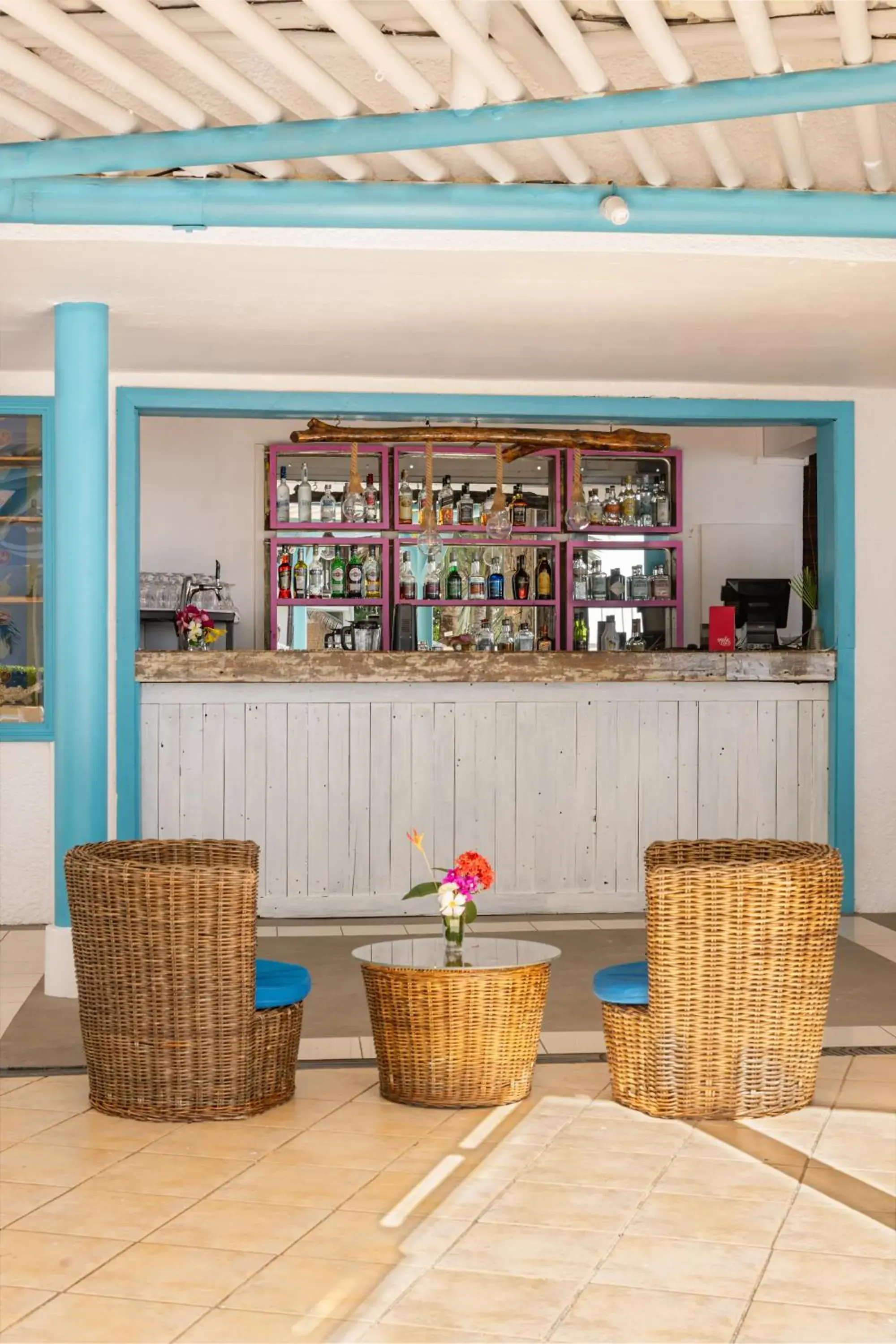 Lounge or bar in Cocotiers Hotel – Mauritius Lounge or bar in Cocotiers Hotel – Mauritius