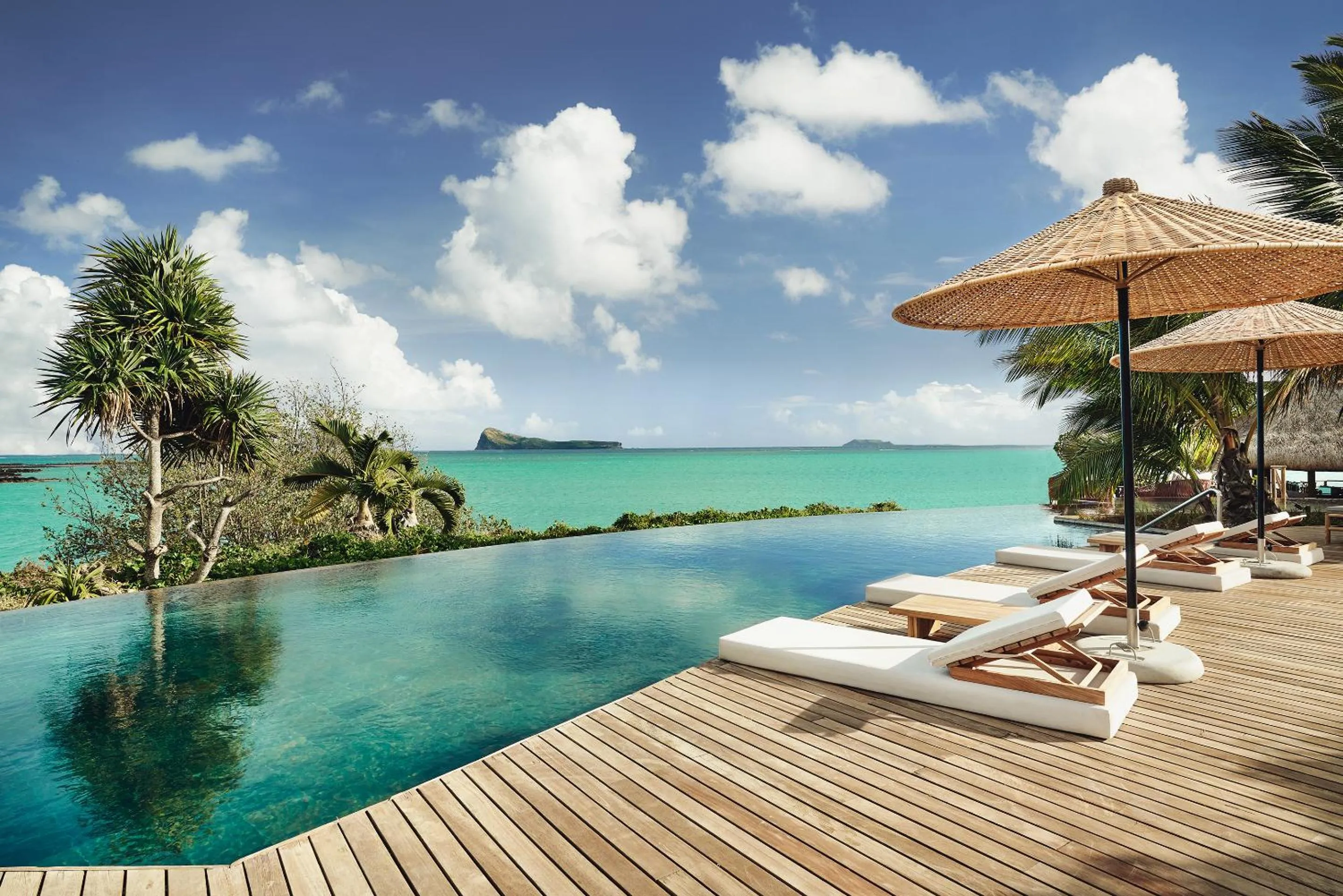 Swimming pool in Paradise Cove Boutique Hotel (Adults Only)