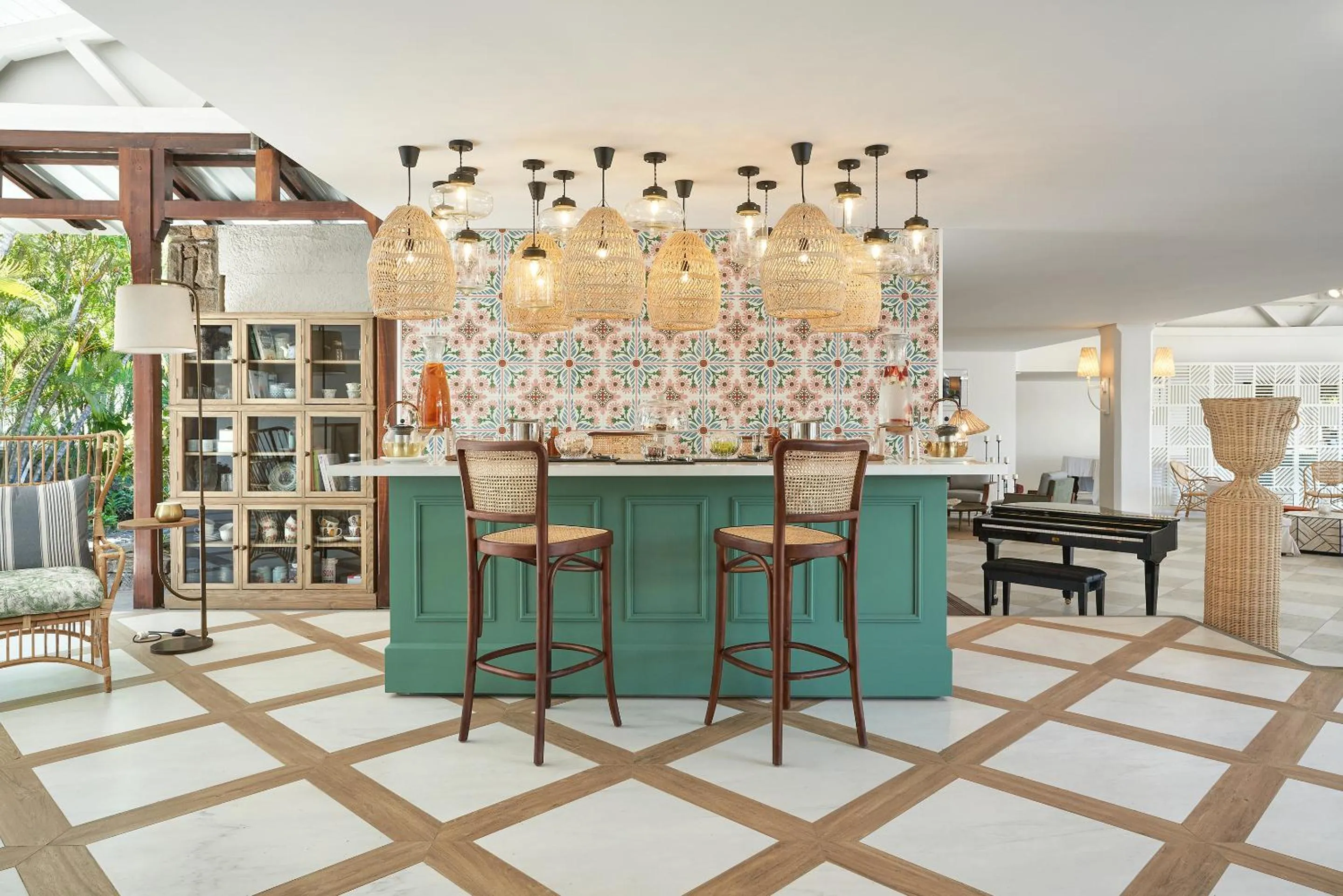 Lounge or bar in Paradise Cove Boutique Hotel (Adults Only)