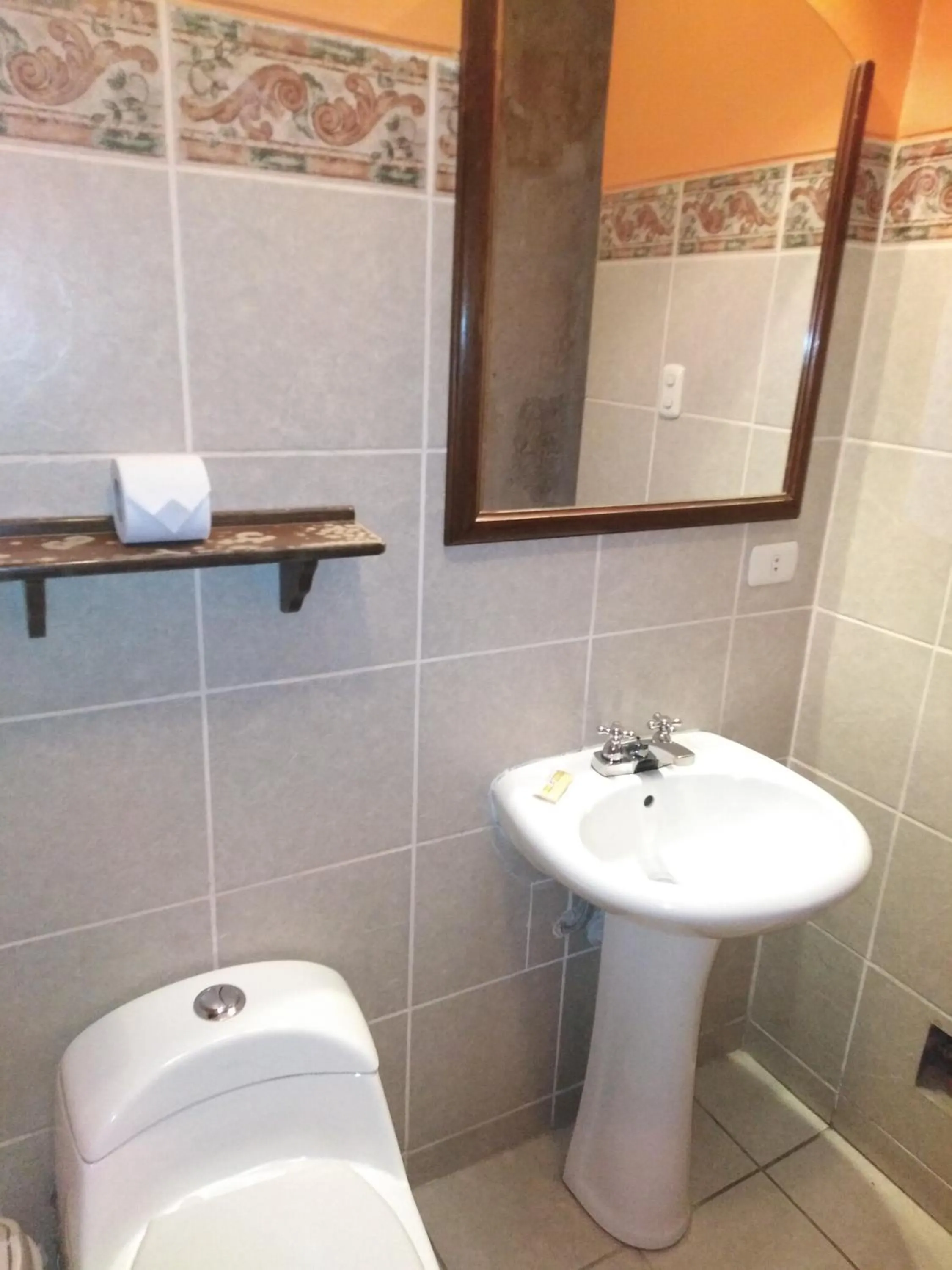 Bathroom in Casablanca Hostal