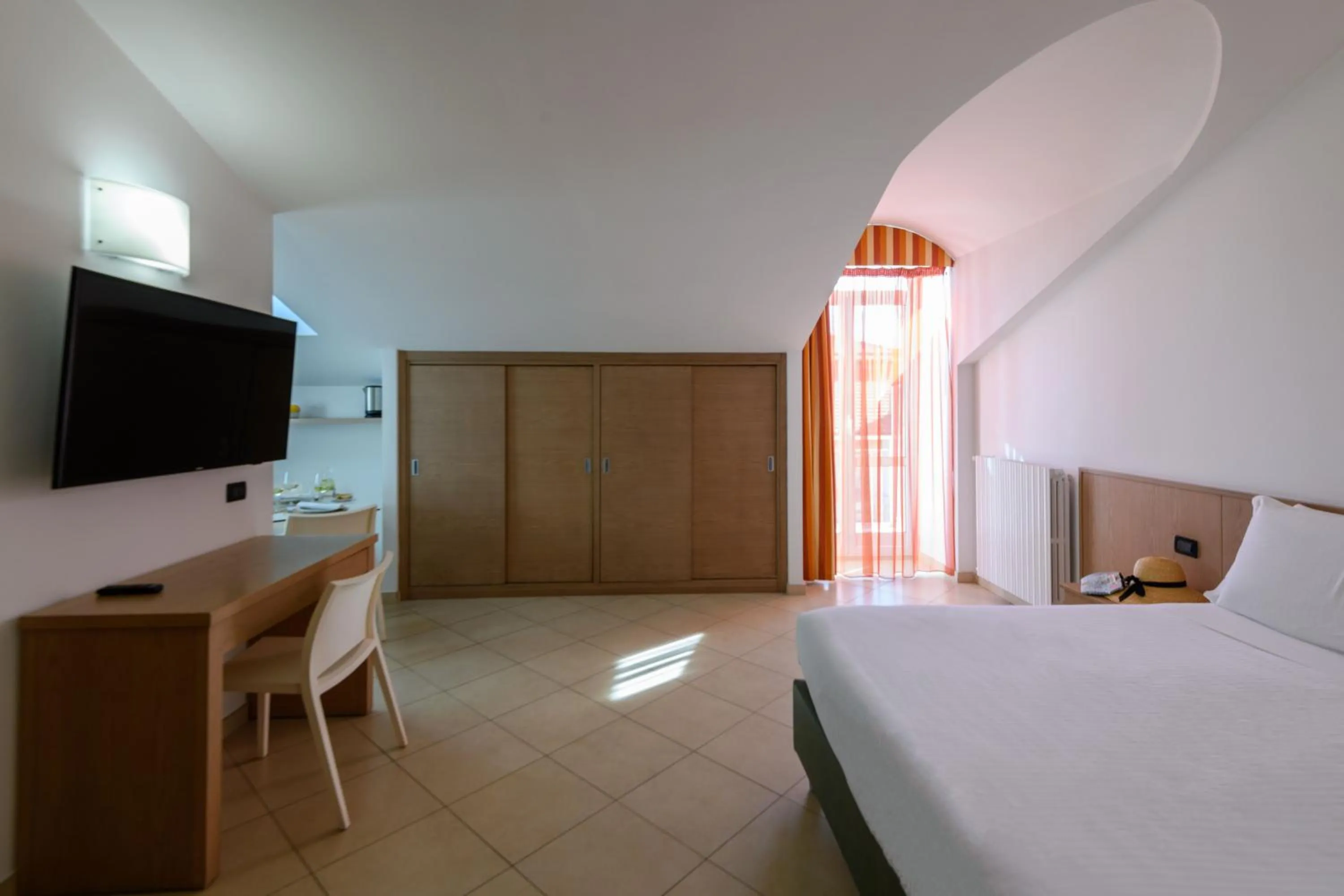 Bedroom, Bed in Hotel & Apartments Sasso