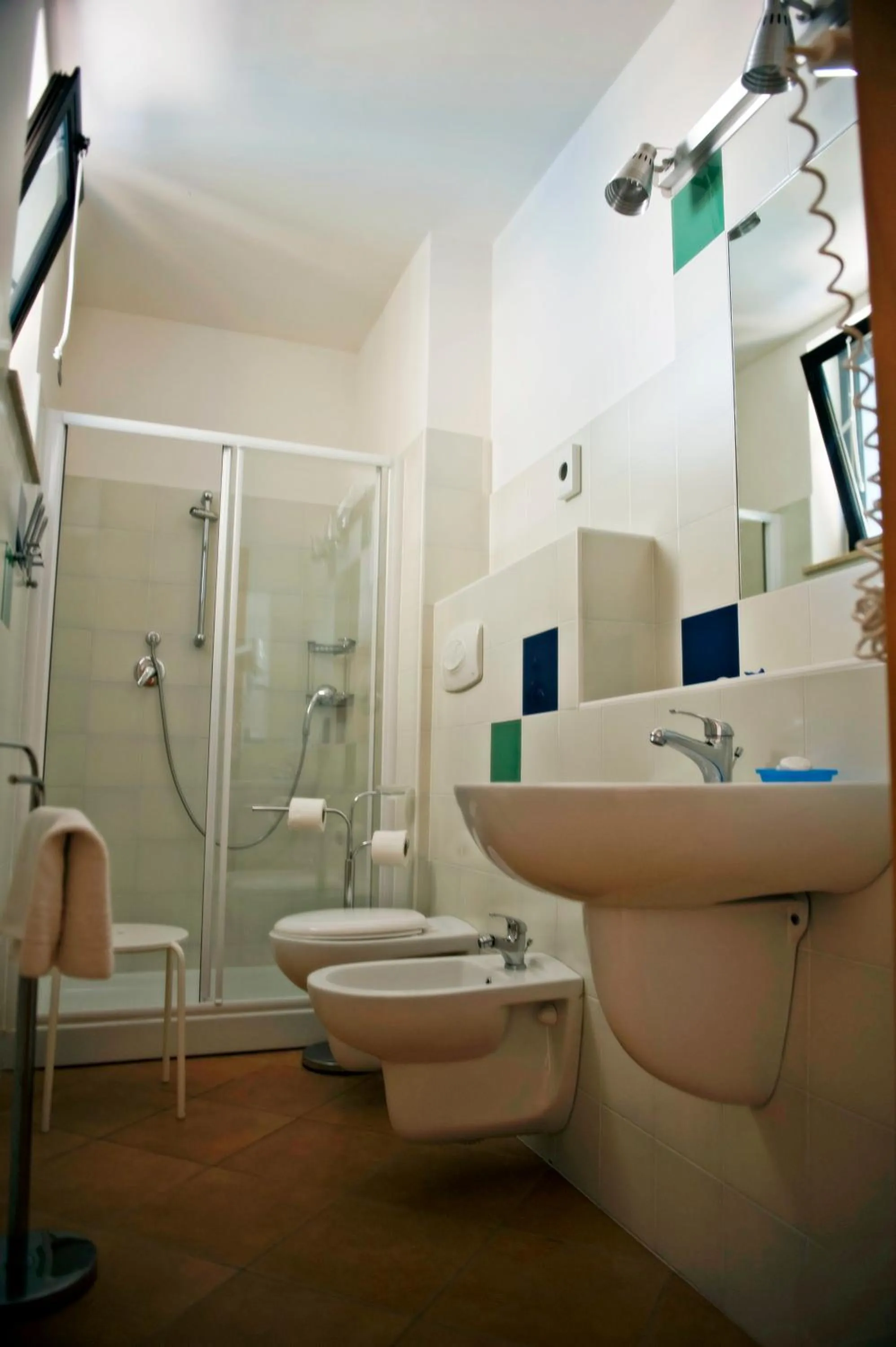 Bathroom in Hotel Leuco'