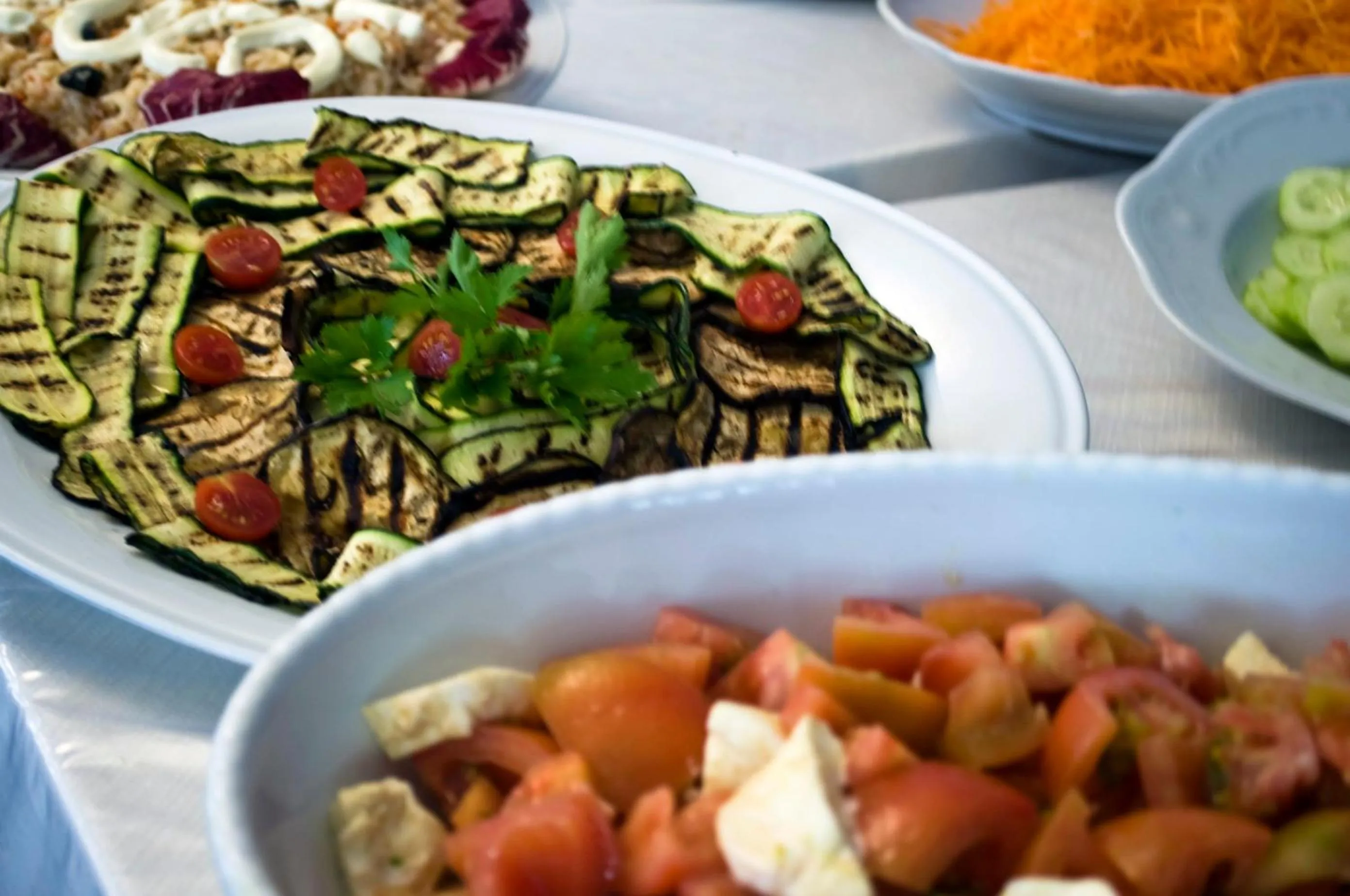 Restaurant/places to eat in Hotel Leuco'