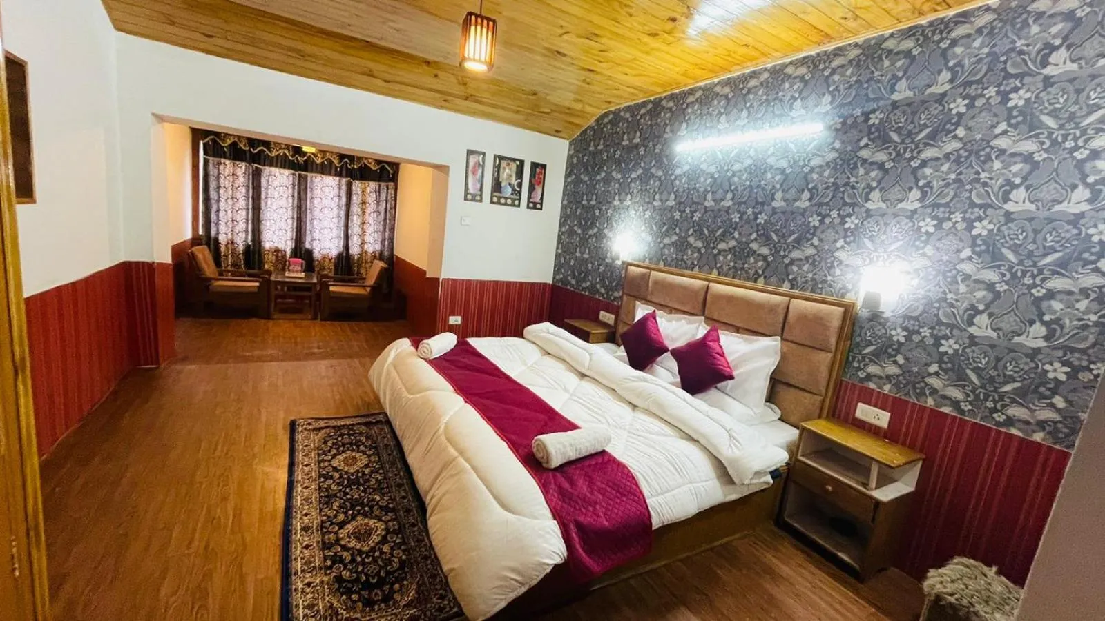 Photo of the whole room, Bed in Hotel Hilltop At Mall Road Manali With Open Terrace