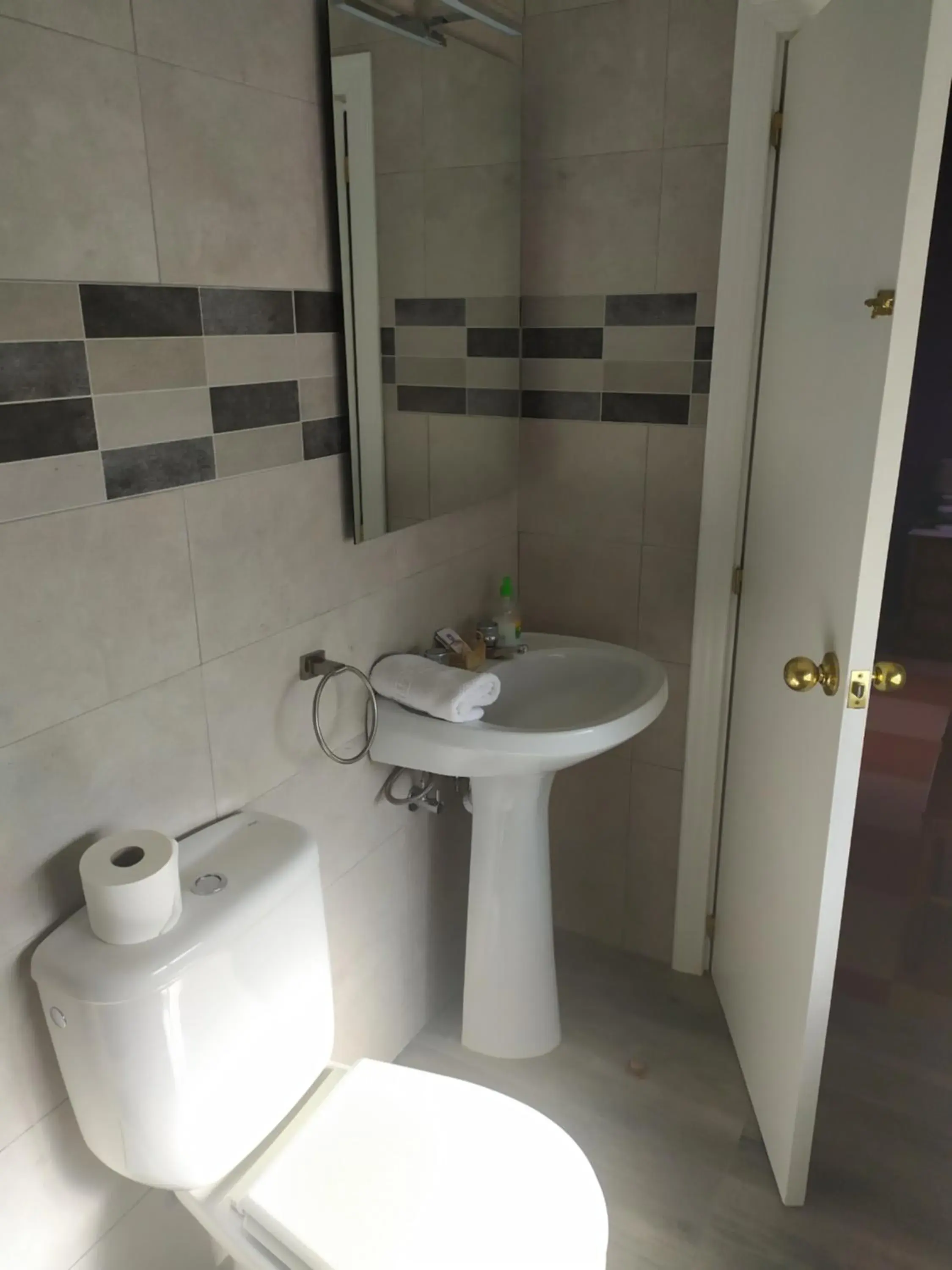 Twin Room - single occupancy in Hostal Andalucia de Arcos Twin Room - single occupancy in Hostal Andalucia de Arcos