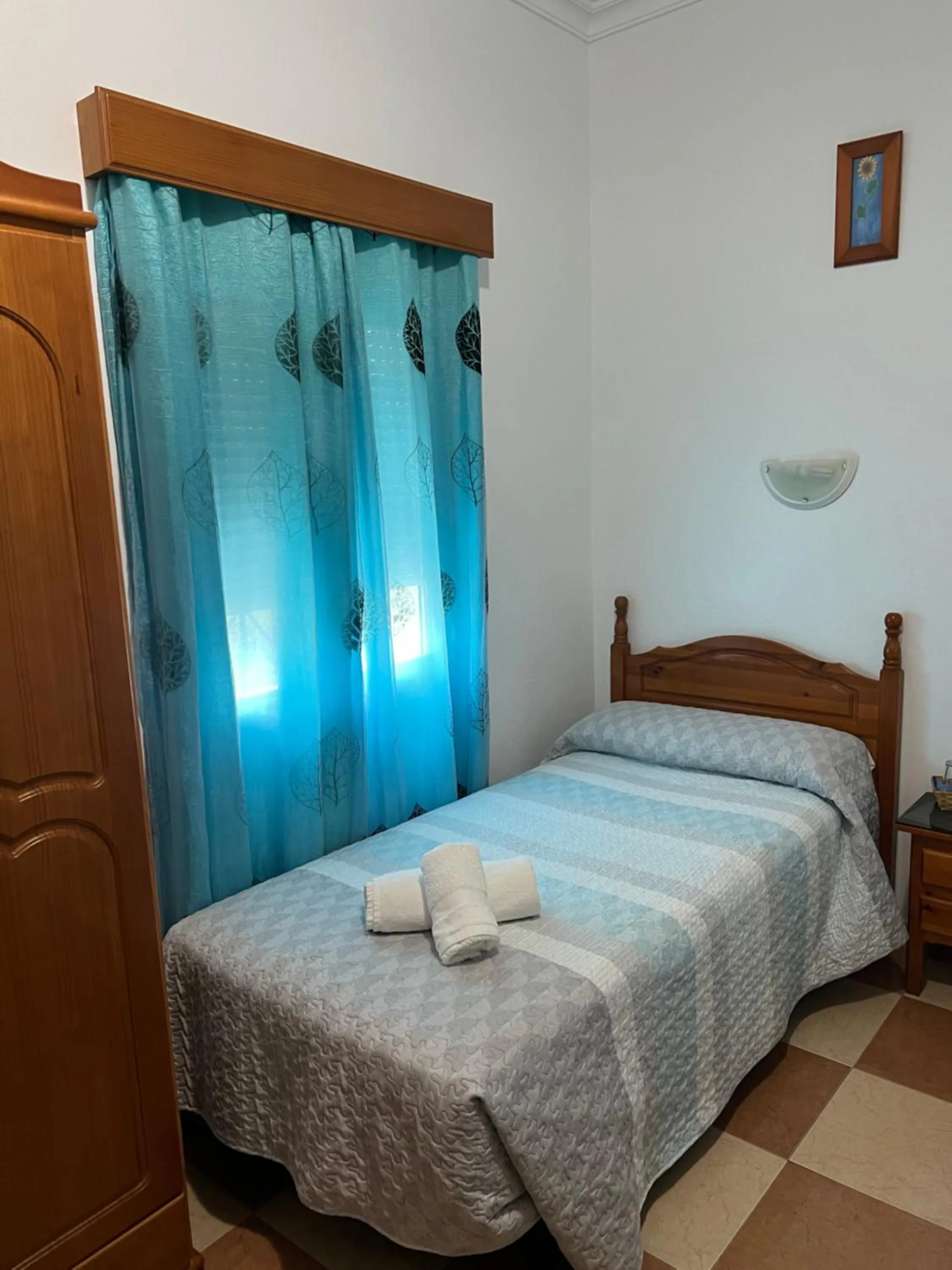 Bedroom, Bed in Hostal Andalucia de Arcos