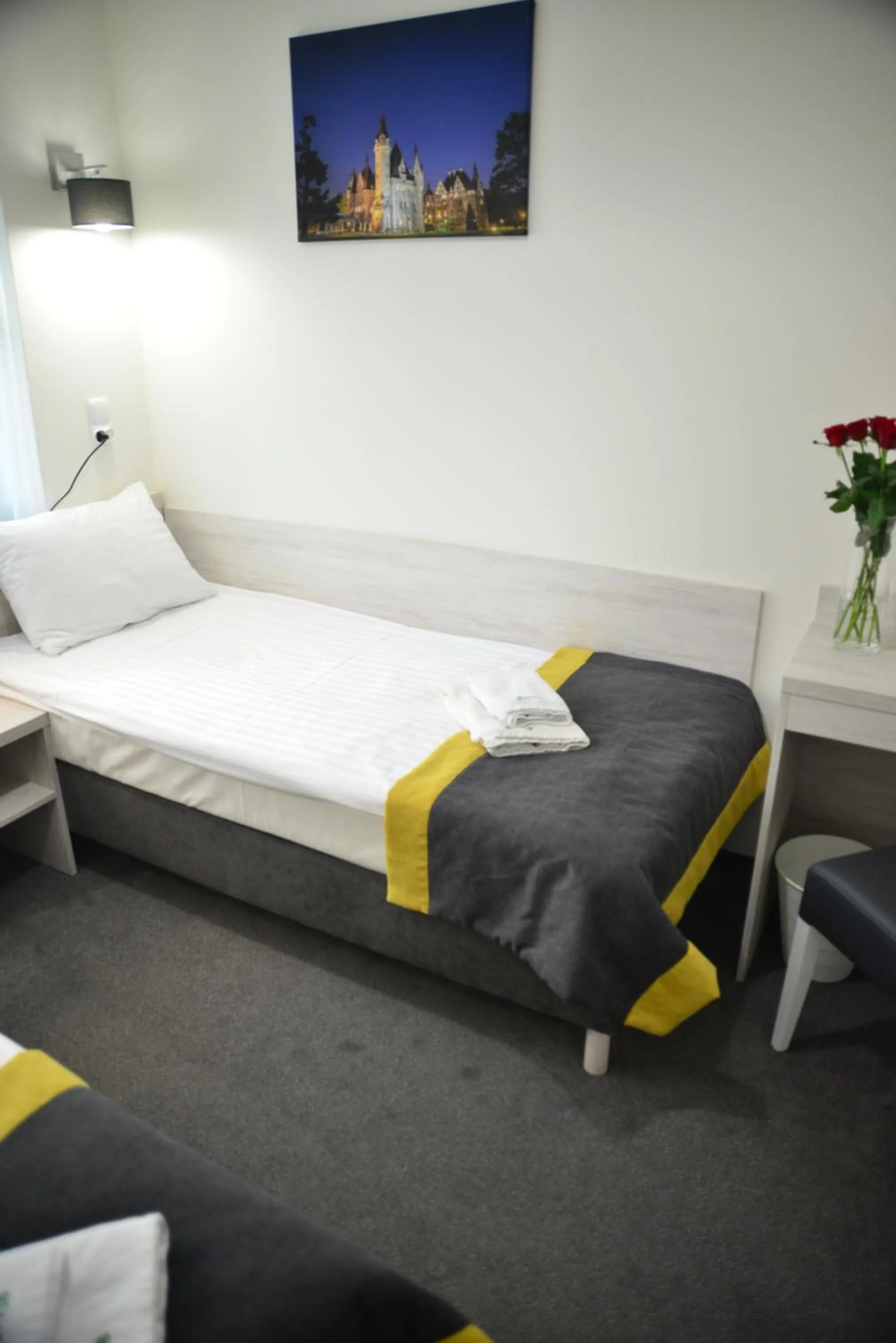 Bed in Centrum Restauracyjno-Hotelowe Florres