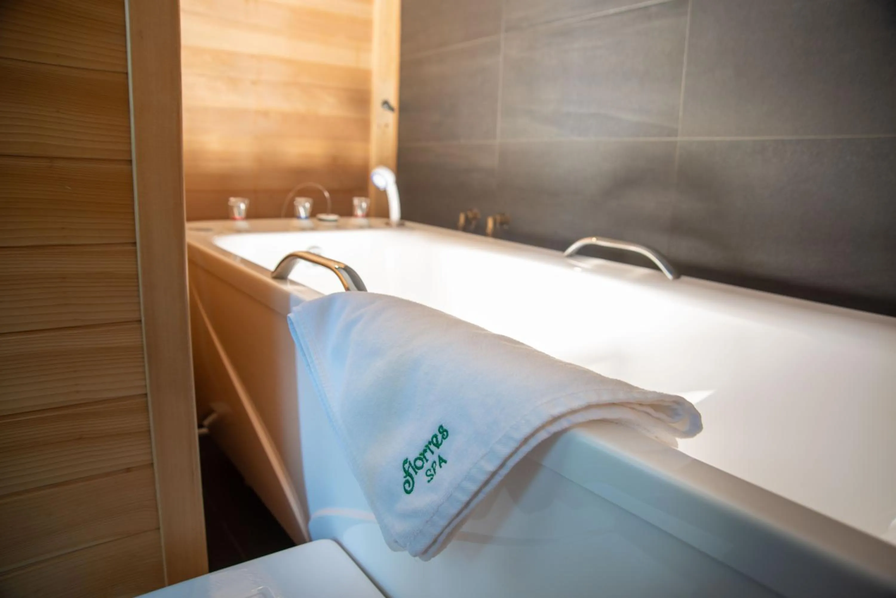 Spa and wellness centre/facilities in Centrum Restauracyjno-Hotelowe Florres