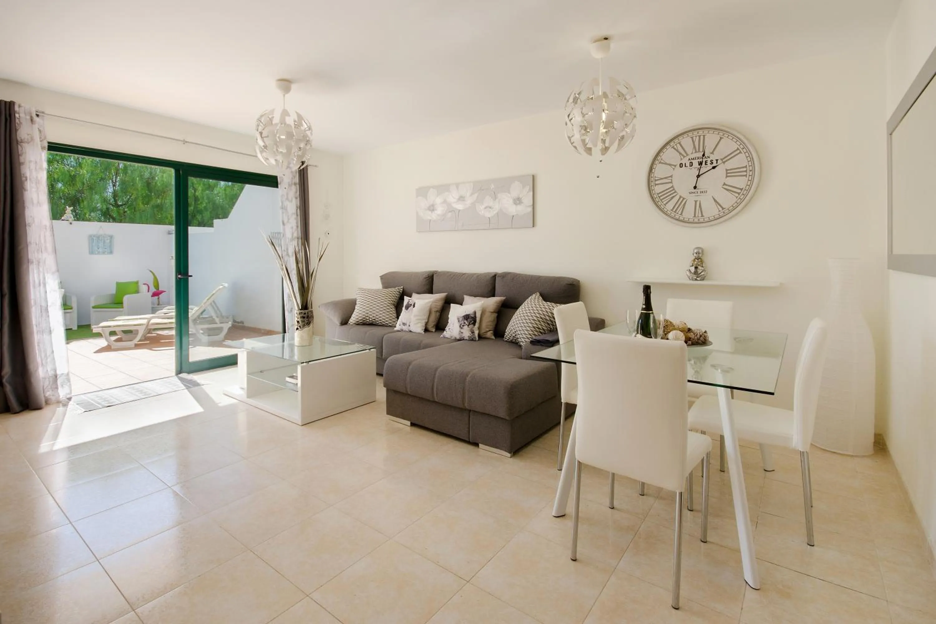 Three-Bedroom House in Duplex vista mar