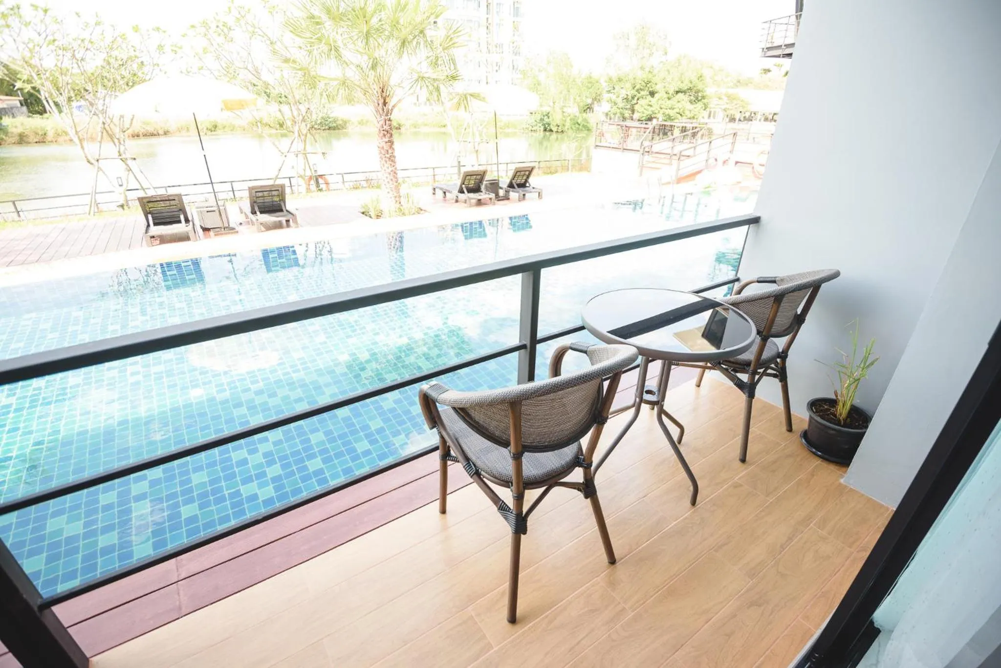 Phuengluang Riverside Hotel Chanthaburi