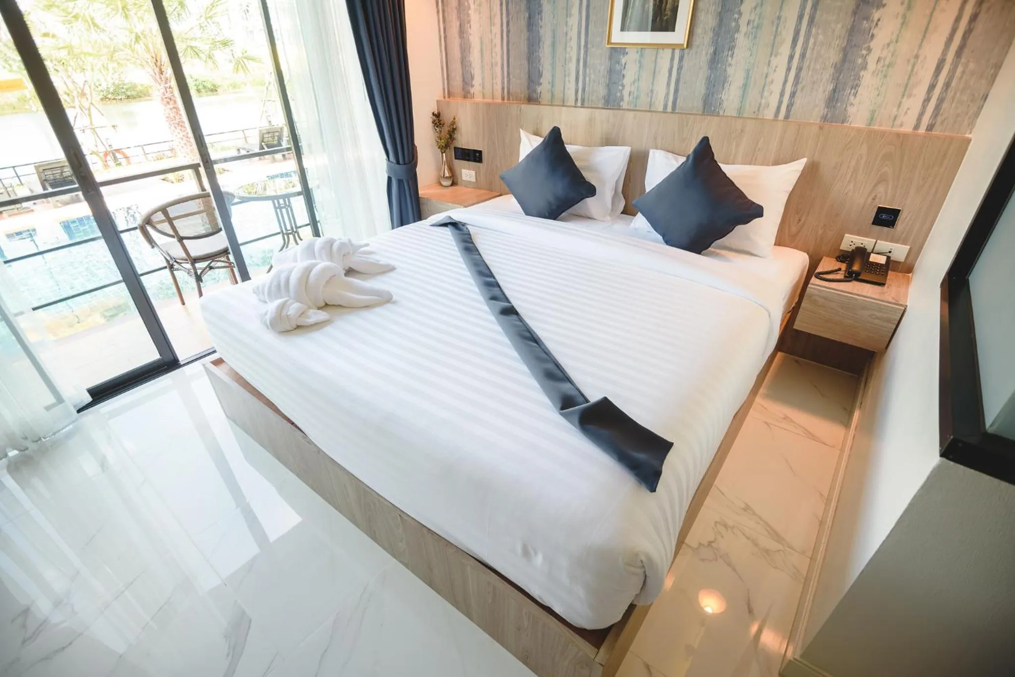 Bed in Phuengluang Riverside Hotel Chanthaburi