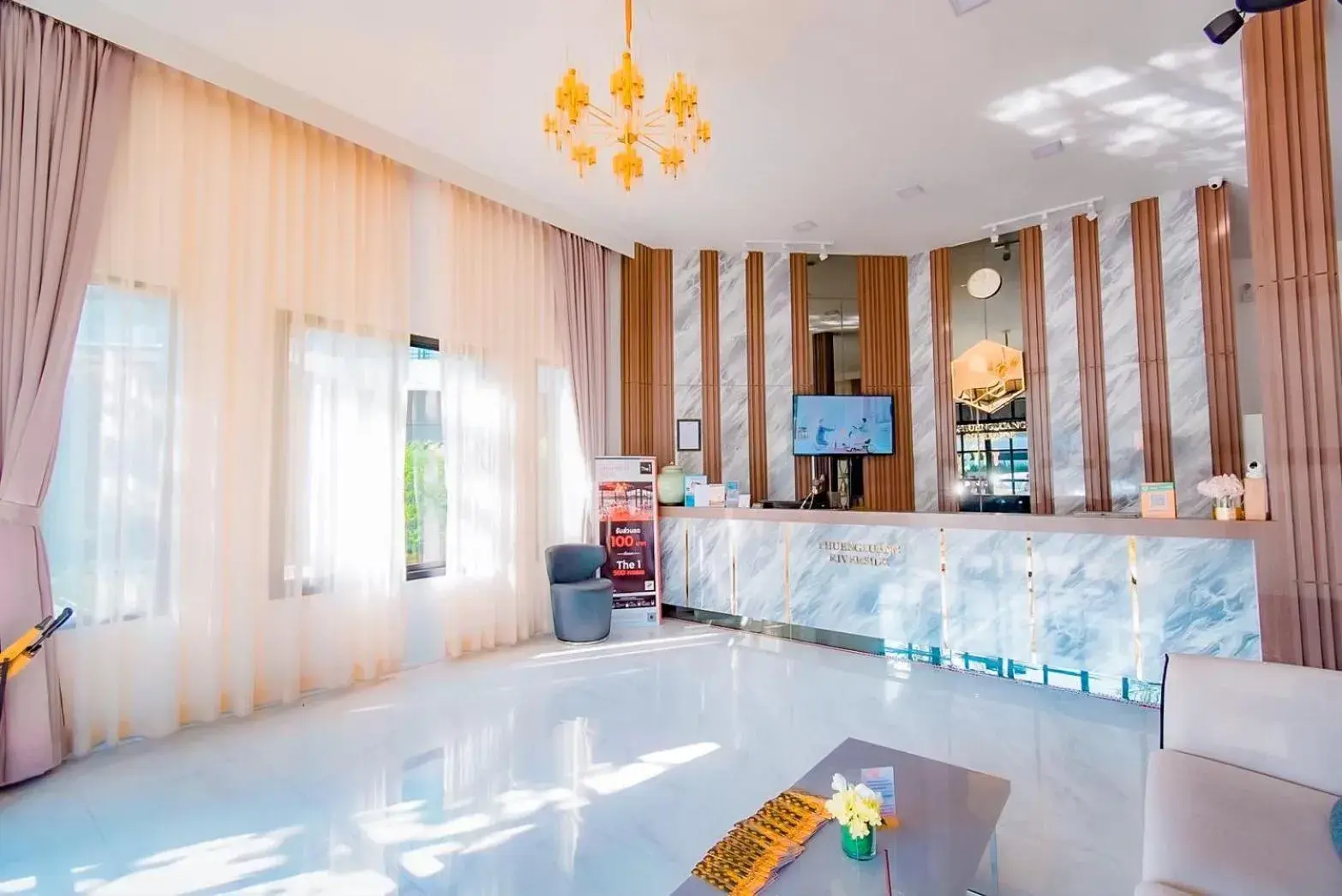 Lobby or reception in Phuengluang Riverside Hotel Chanthaburi Lobby or reception in Phuengluang Riverside Hotel Chanthaburi