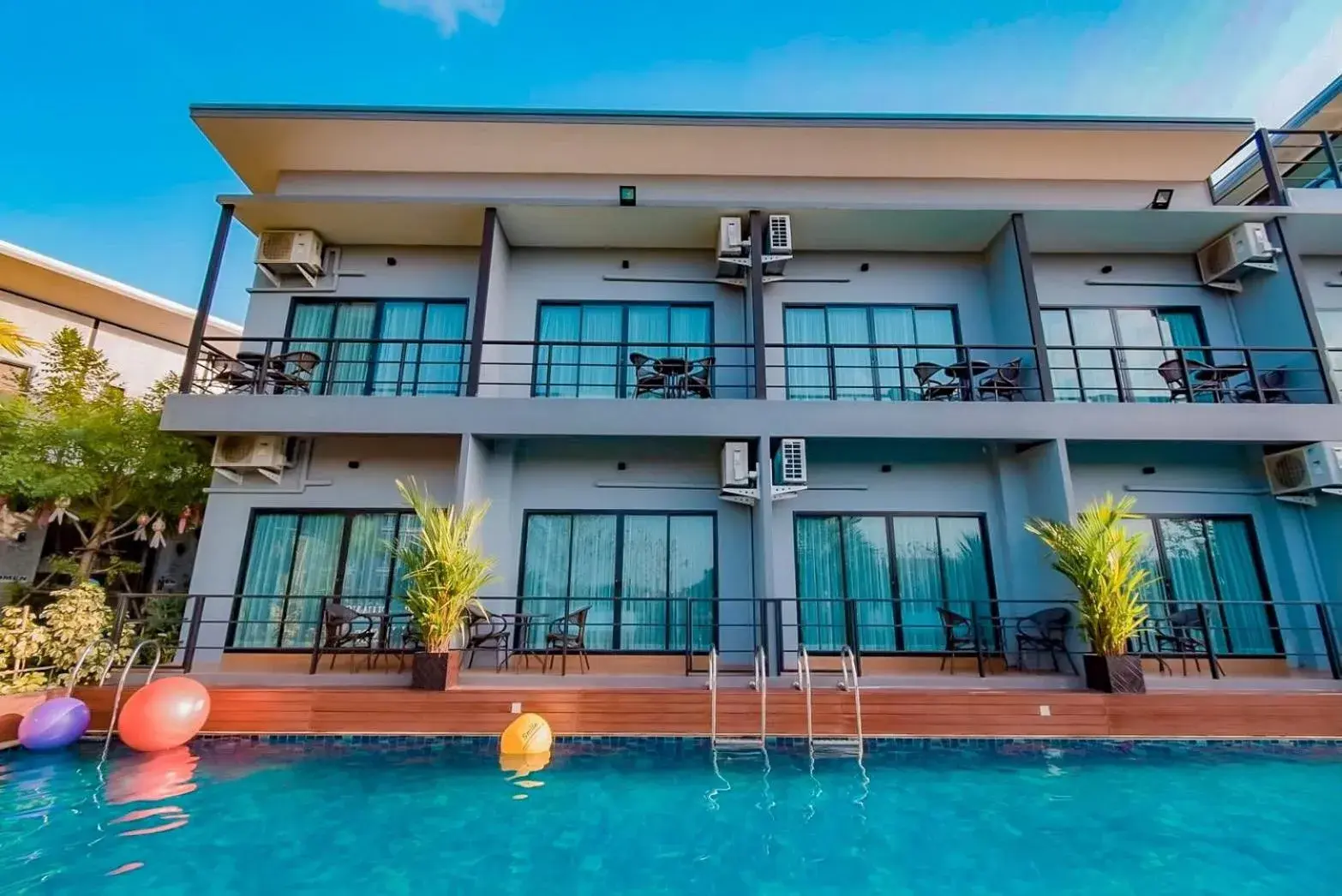 Property building in Phuengluang Riverside Hotel Chanthaburi Property building in Phuengluang Riverside Hotel Chanthaburi