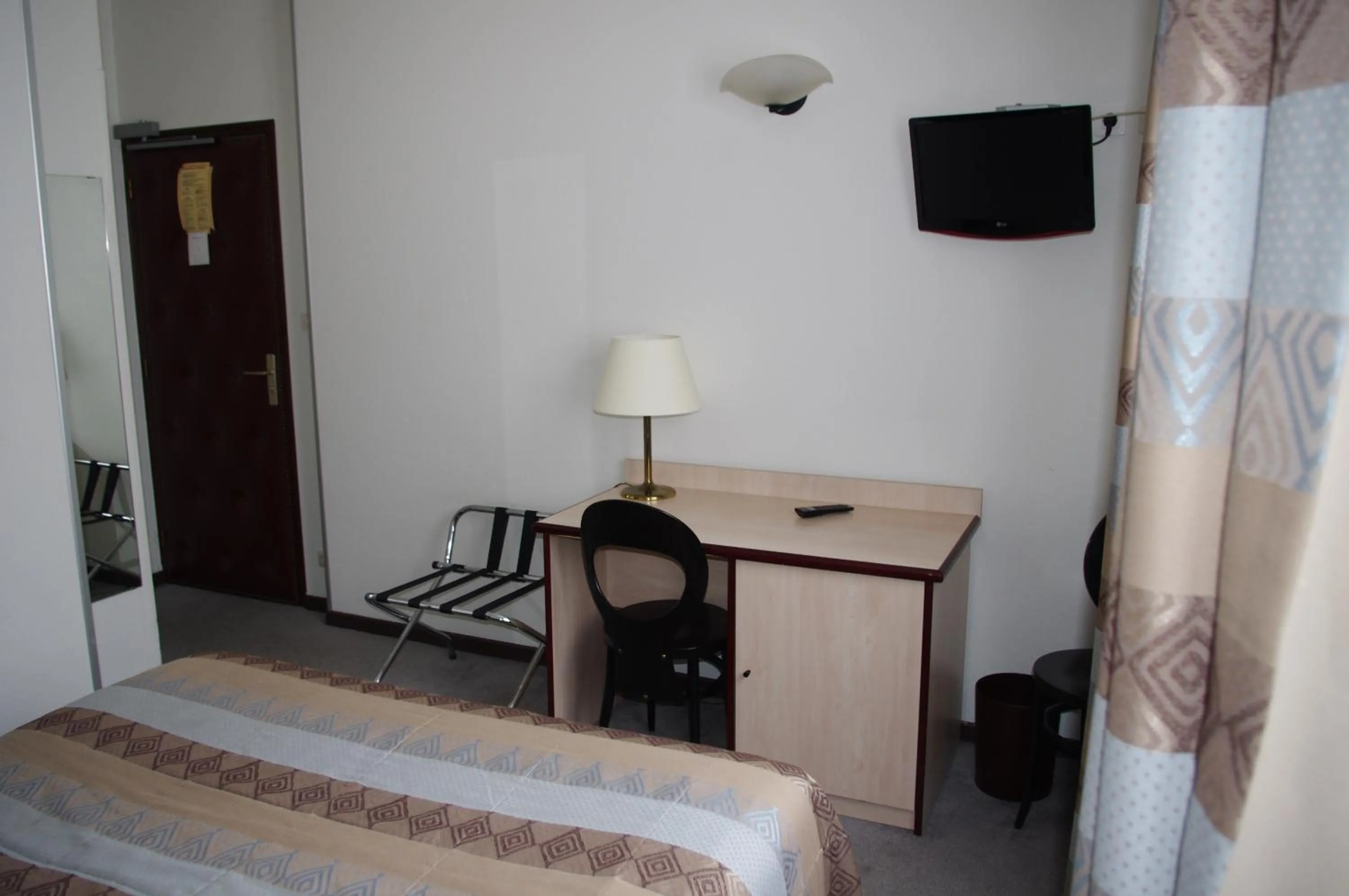 Business facilities, Bed in Hôtel du Lion