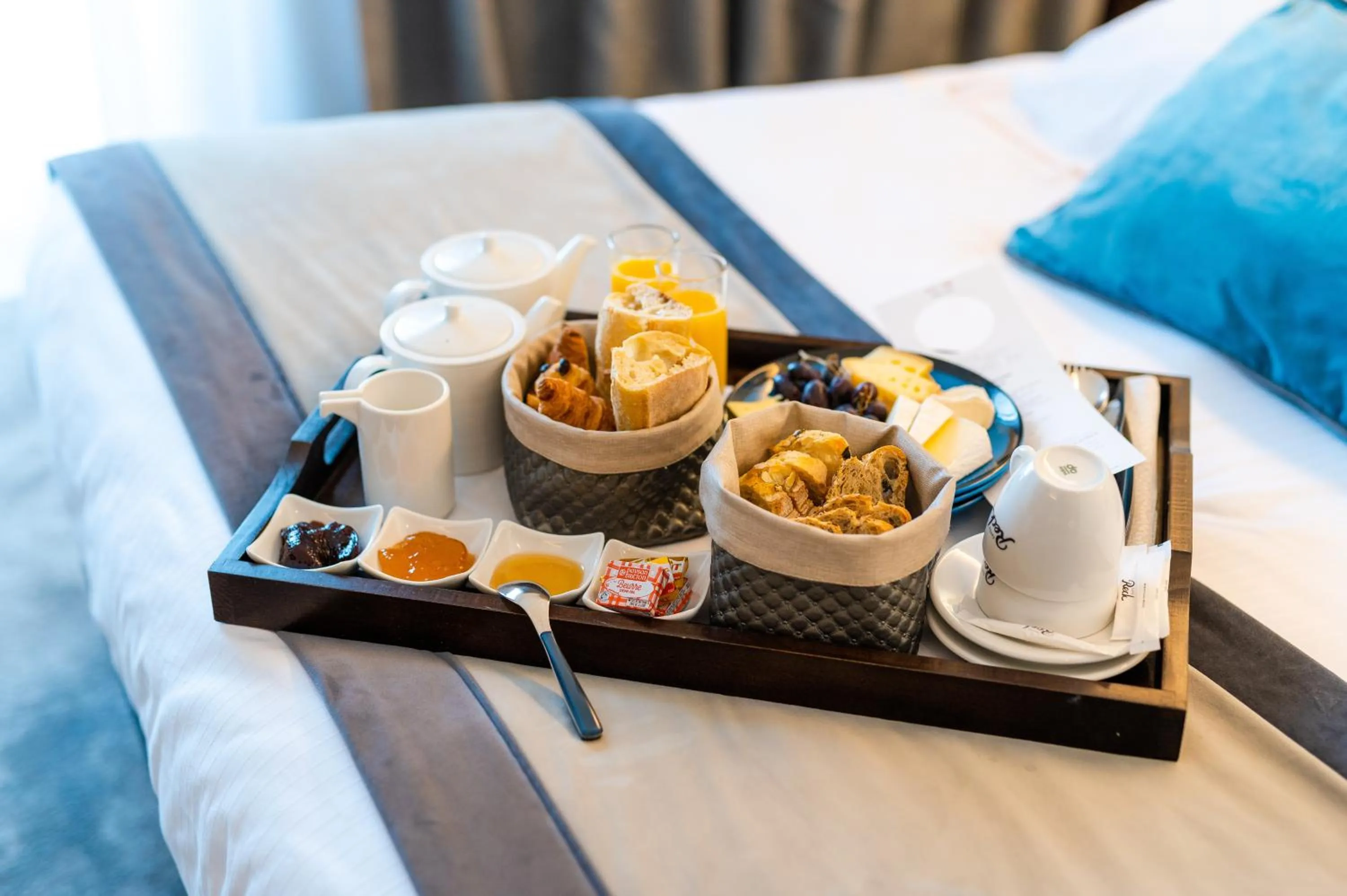 Bed in Best Western Plus Hotel & Restaurant Les Humanistes Colmar Nord